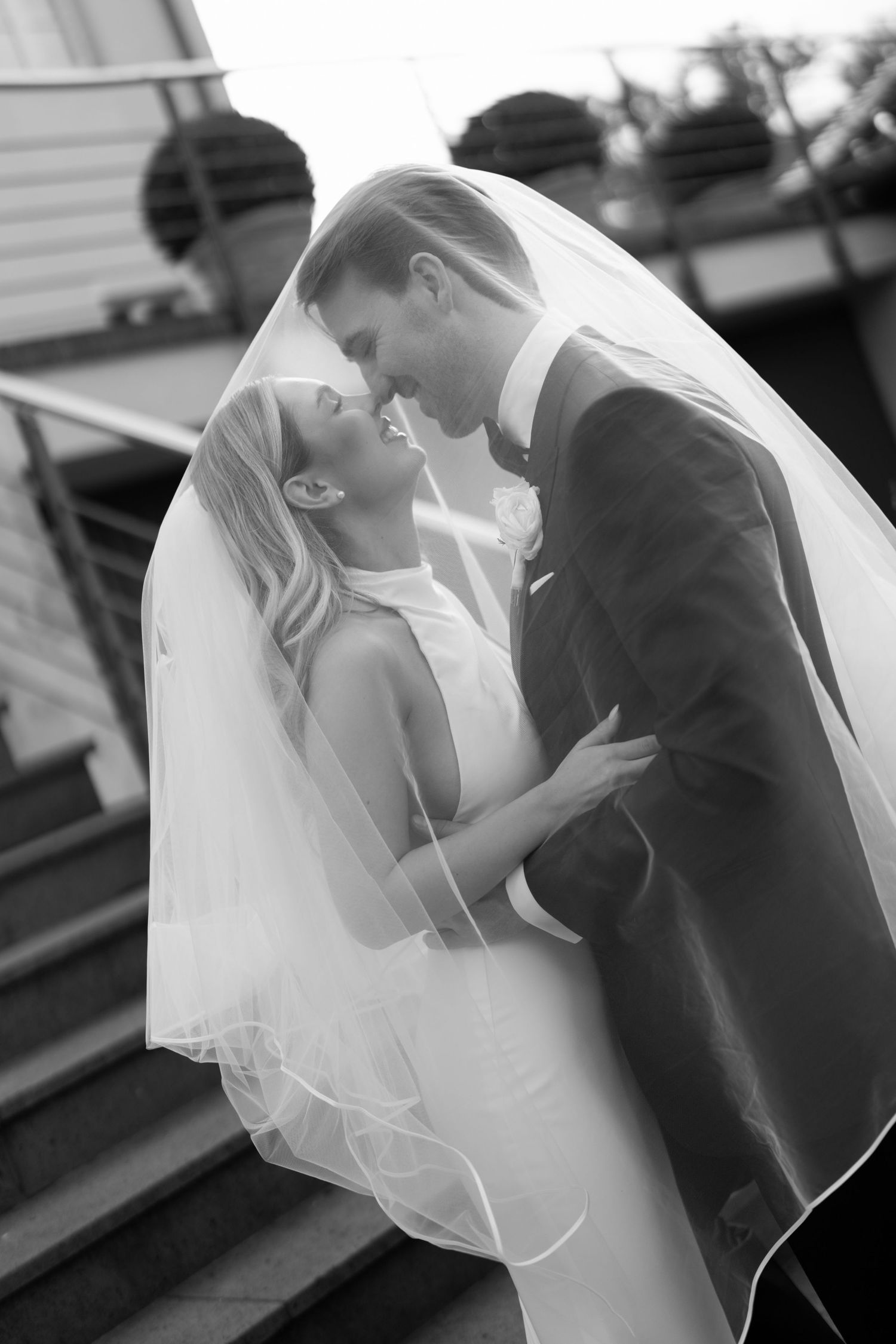 Hochzeitsfotografin für intime Hochzeiten in Münster
Luxury editorial wedding in Münster
Timeless wedding photography Münster