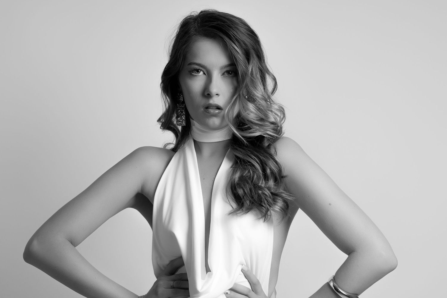 photo shooting femme sur Armentières prés de Lille  style mode éditorial