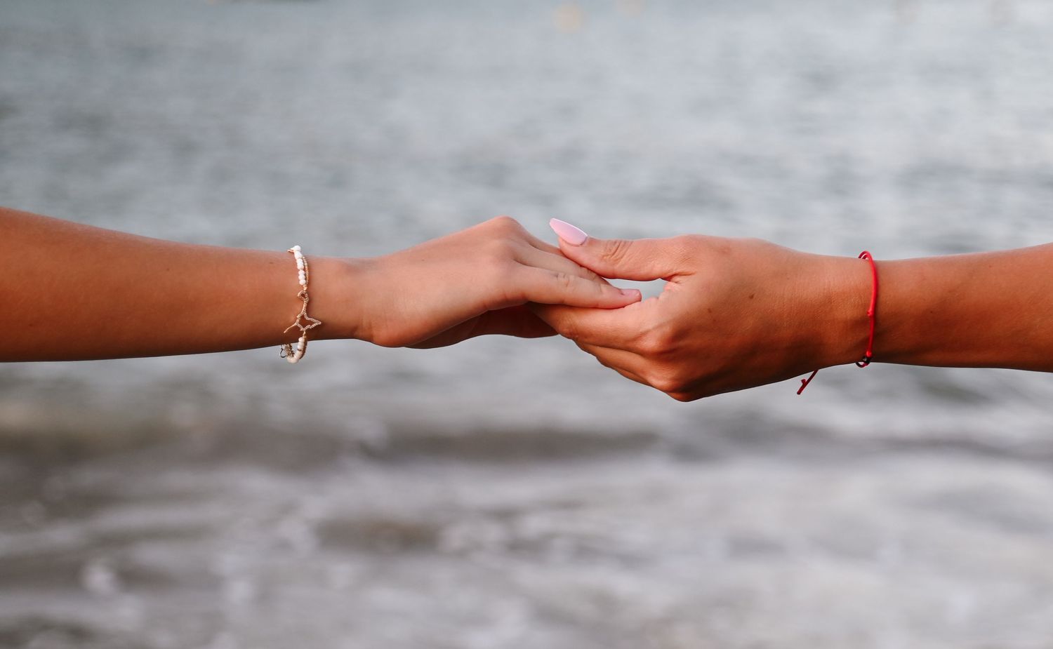 FOTOGRAFÍA DE BODAS EN IBIZA. ENLACES INTIMOS EN UNA PLAYA DE FORMENTERA