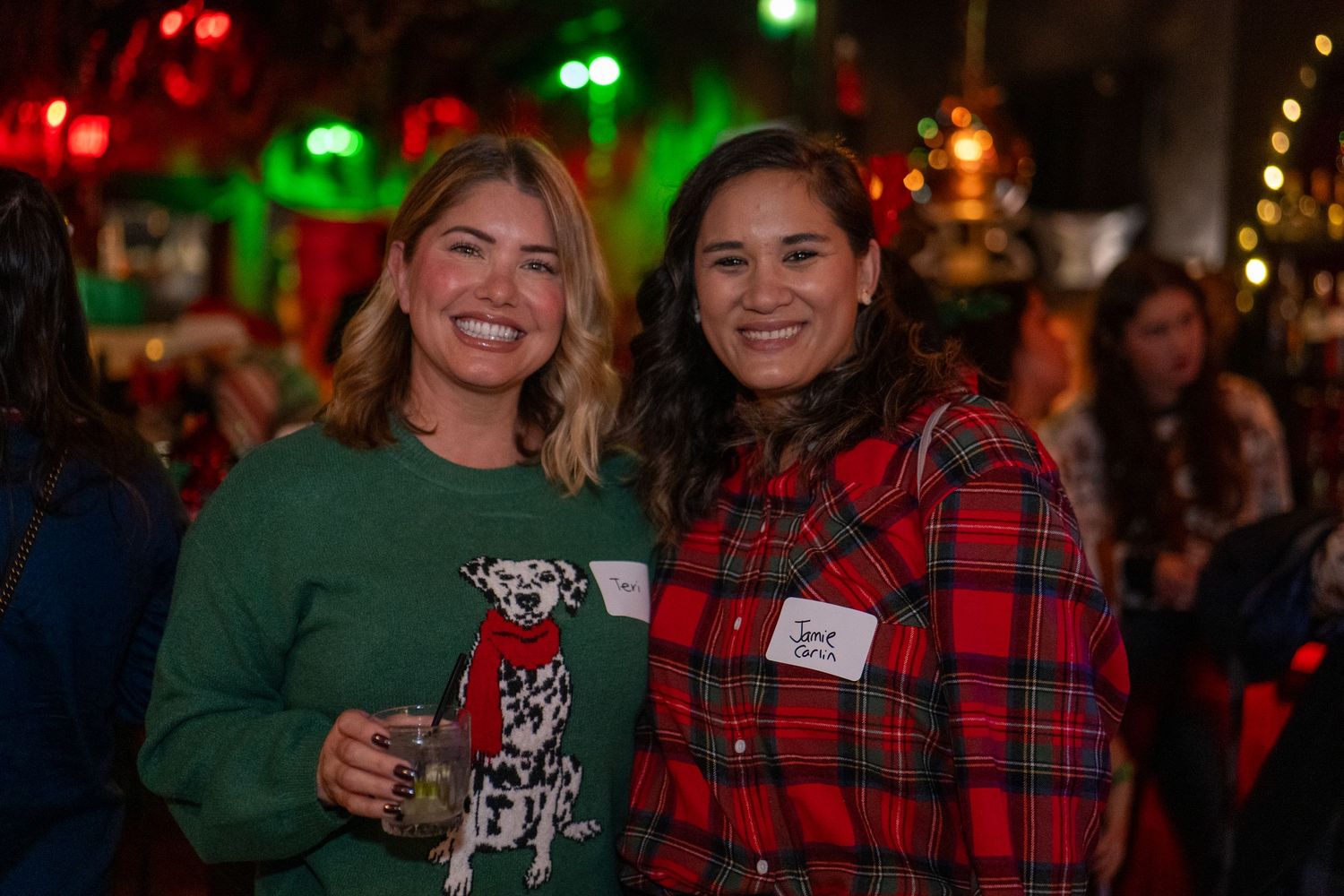 Business professionals networking at a corporate event in Atlanta, photographed for event marketing and branding. Quinton Cole Media.