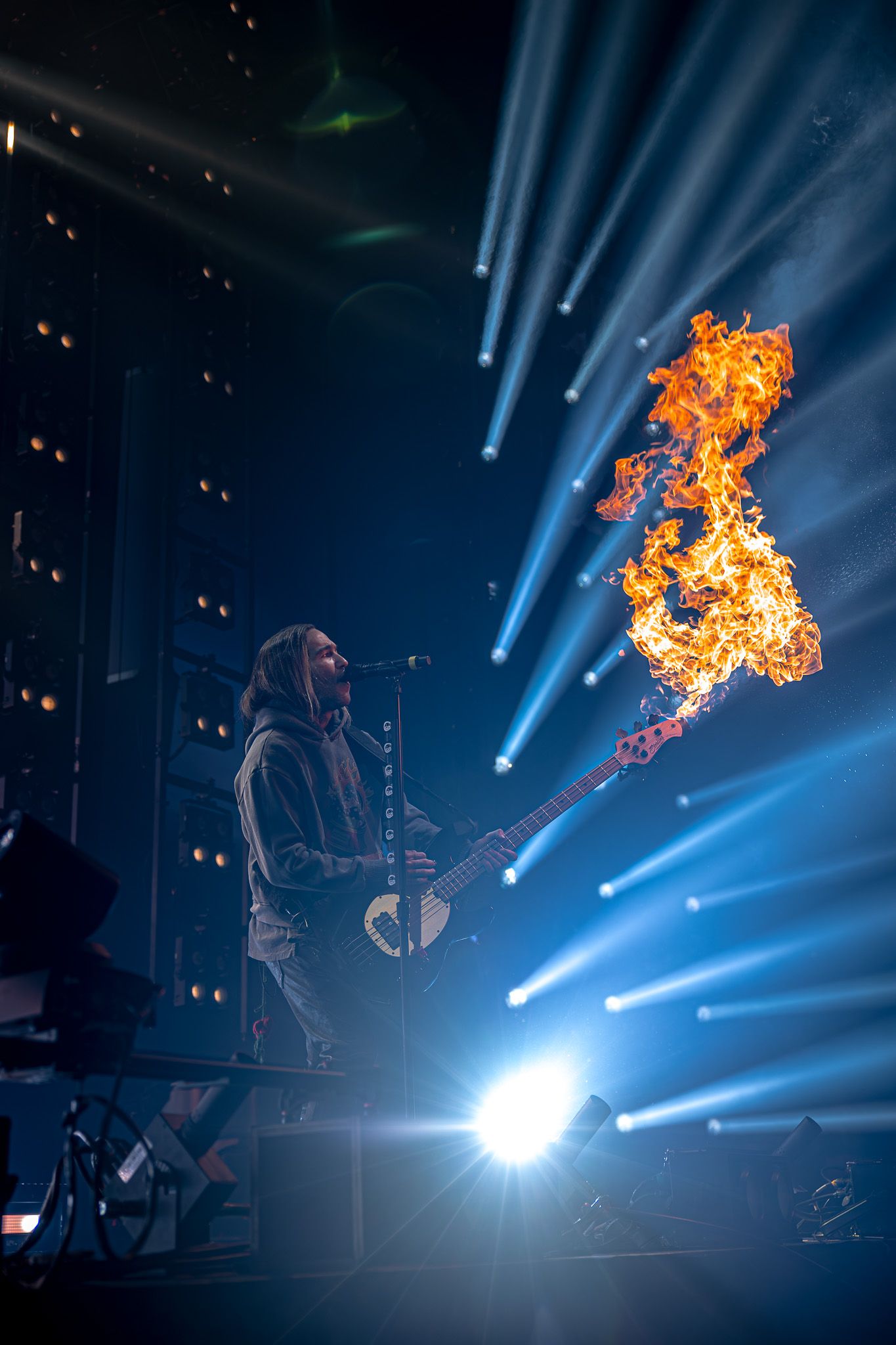 Pete Wentz with Flaming bass