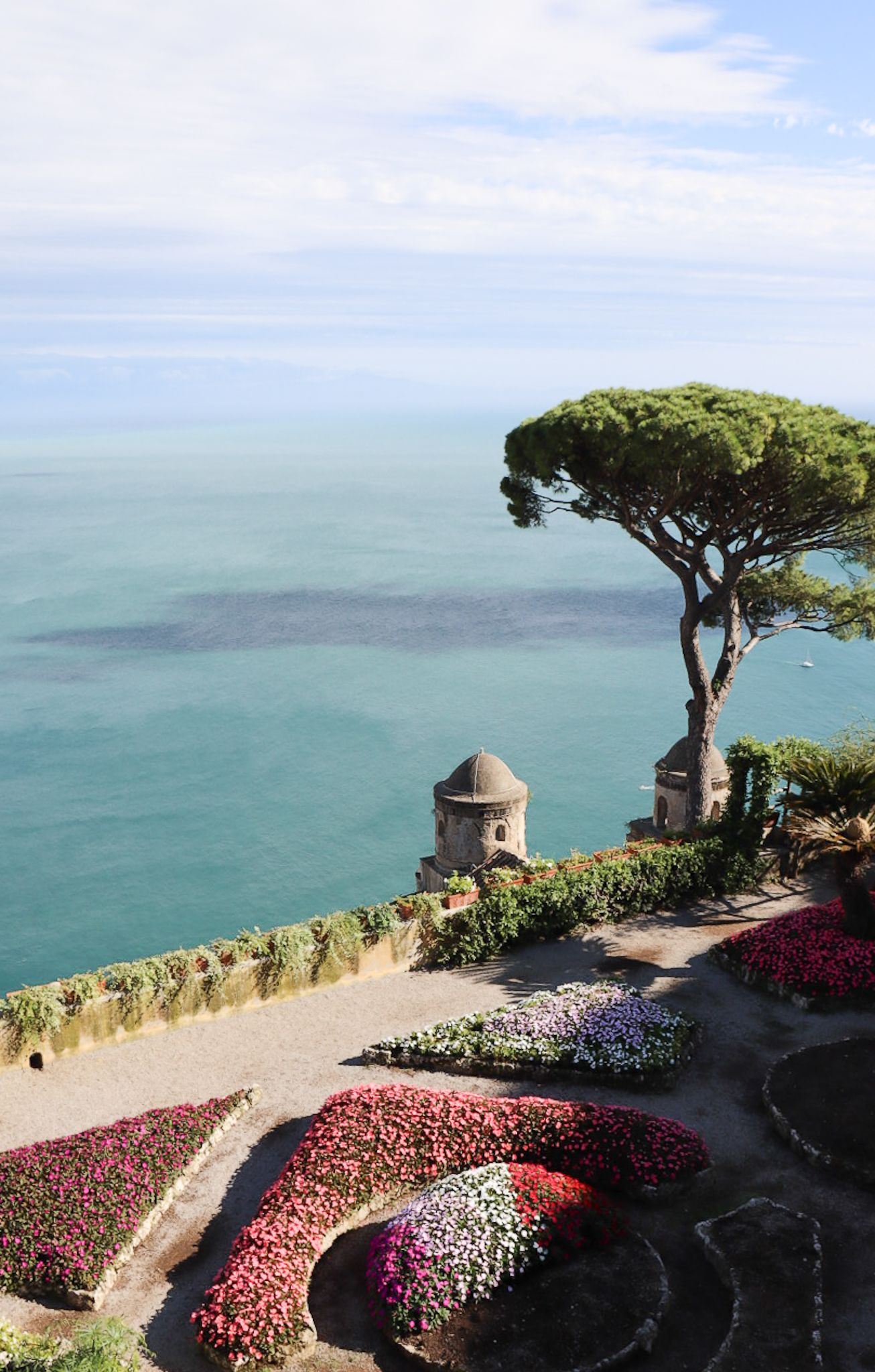 Elegant view of Villa Rufolo gardens in Ravello captured by Chicago and destination luxury photographer specializing wedding photography.
