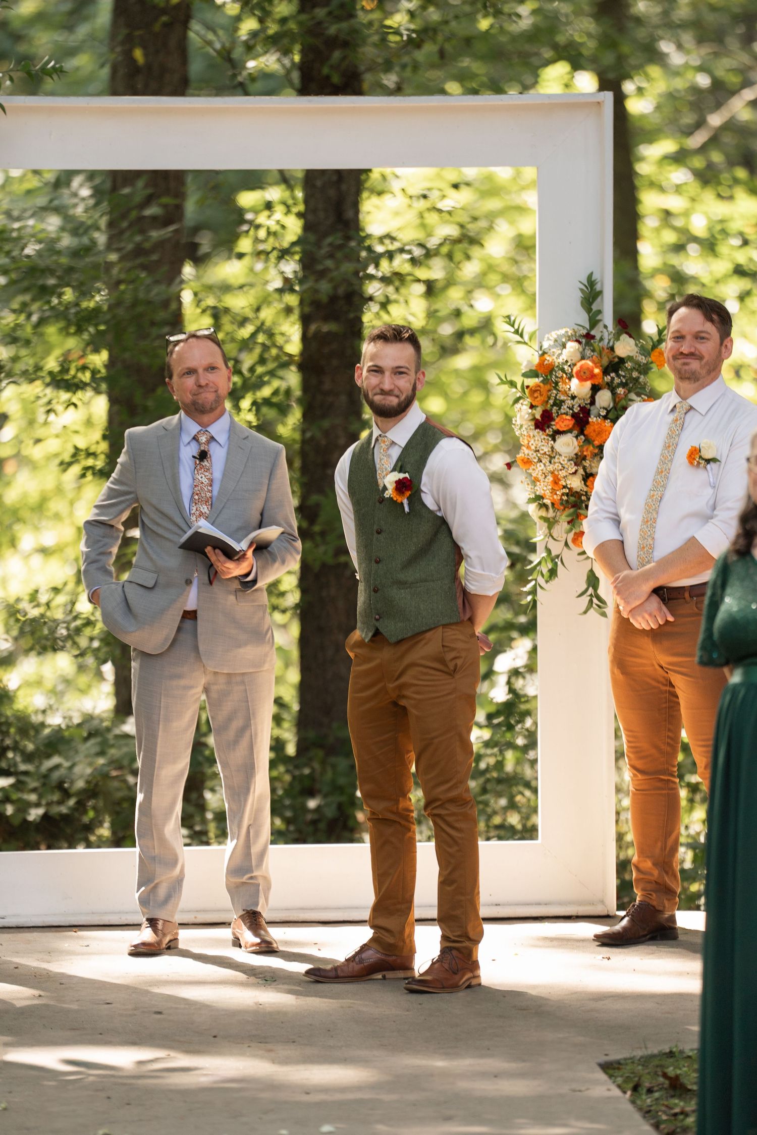 ©AnnaVonRiesenPhotography Wedding Photography | Color image of the groom seeing his bride at the end of the aisle.