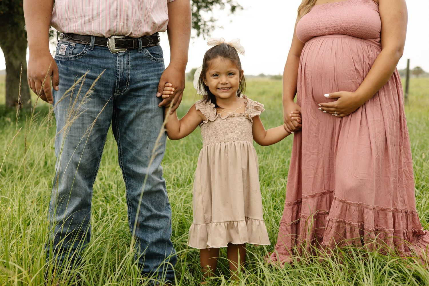 Photographer in Okeechobee. Portrait, Couple, Lifestyle, and Family Photographer in Okeechobee Florida.