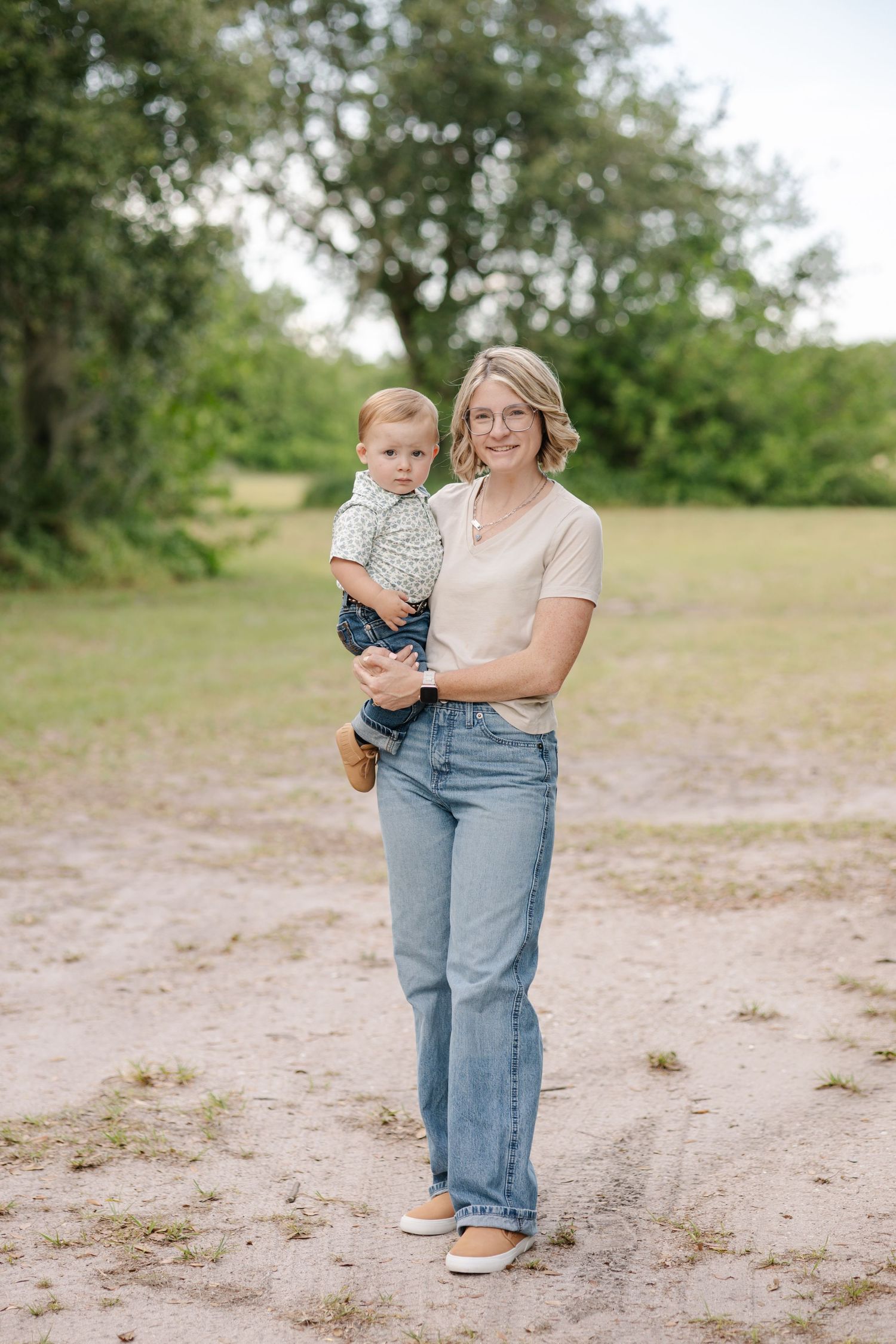 Photographer in Okeechobee. Portrait, Couple, Lifestyle, and Family Photographer in Okeechobee Florida.