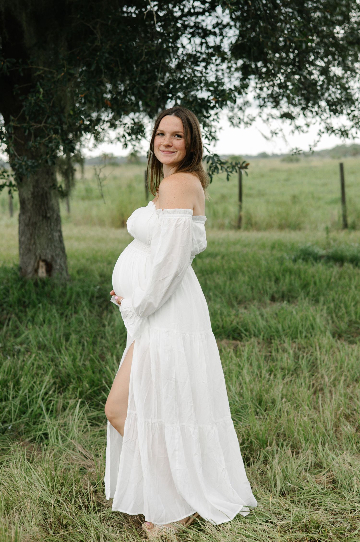 Portrait photography session in Okeechobee, Florida capturing natural light outdoor portraits
