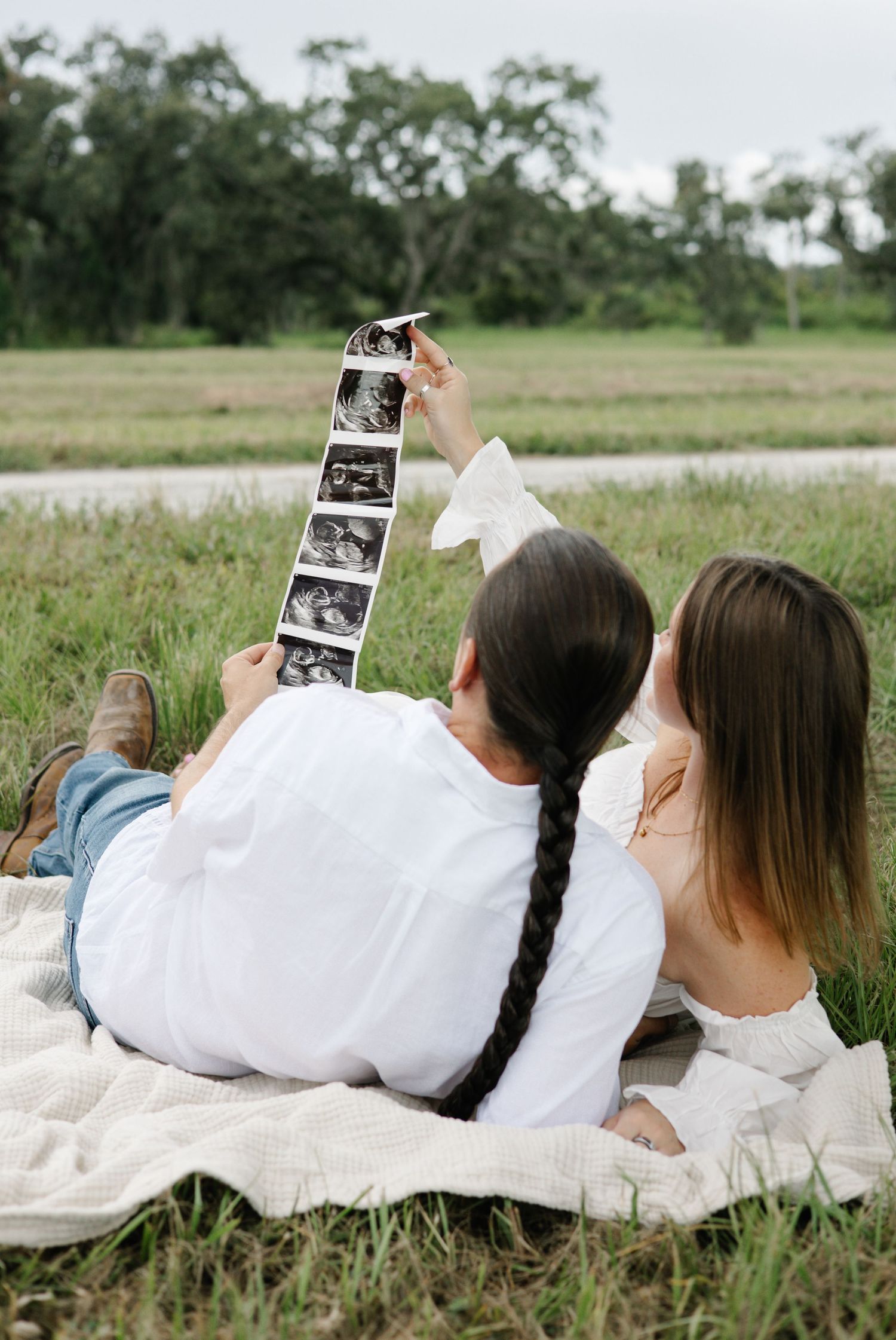 Photographer in Okeechobee. Portrait, Couple, Lifestyle, and Family Photographer in Okeechobee Florida.