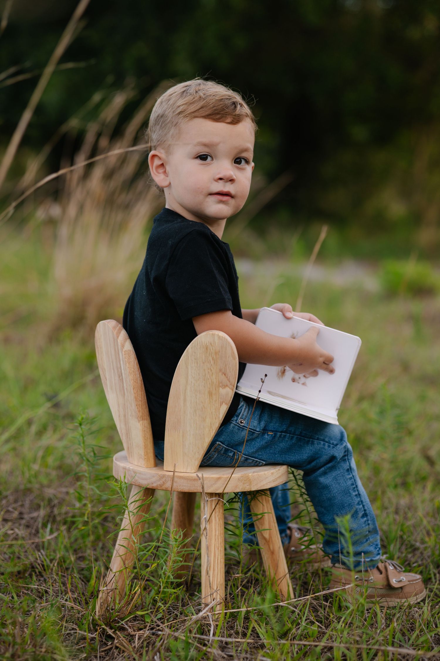 Photographer in Okeechobee. Portrait, Couple, Lifestyle, and Family Photographer in Okeechobee Florida.