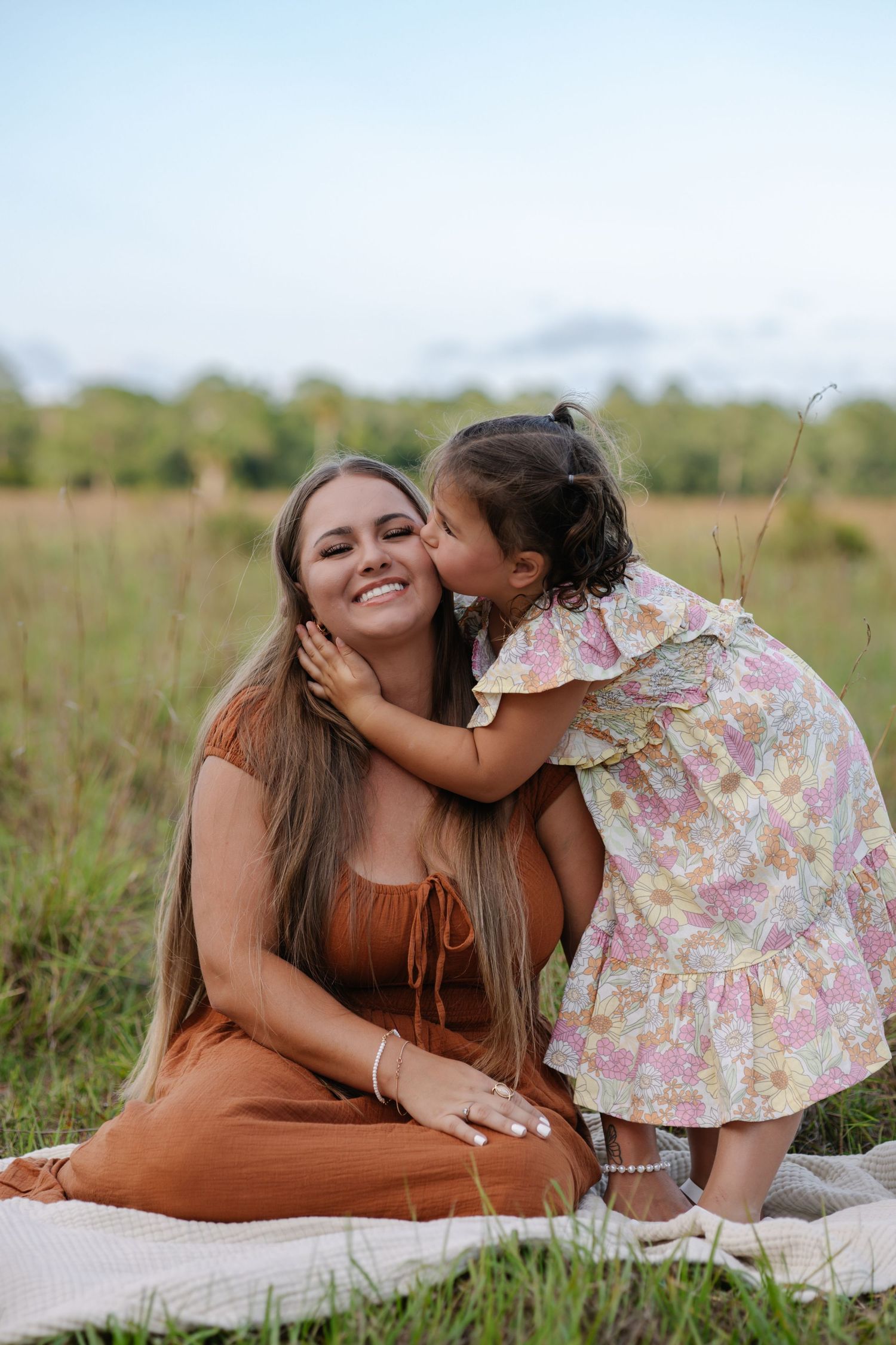 Photographer in Okeechobee. Portrait, Couple, Lifestyle, and Family Photographer in Okeechobee Florida.