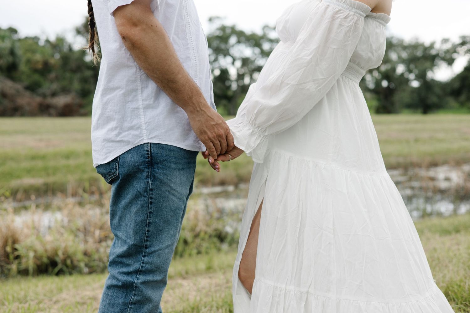 Portrait photography session in Okeechobee, Florida capturing natural light outdoor portraits