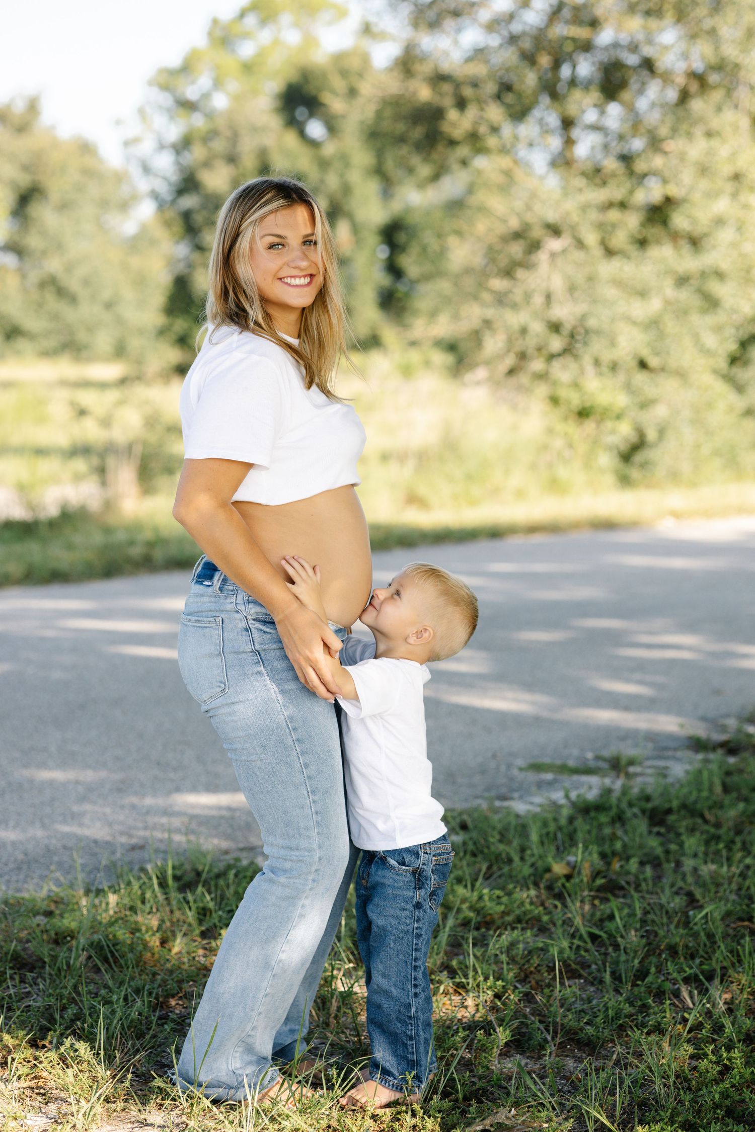 Photographer in Okeechobee. Portrait, Couple, Lifestyle, and Family Photographer in Okeechobee Florida.