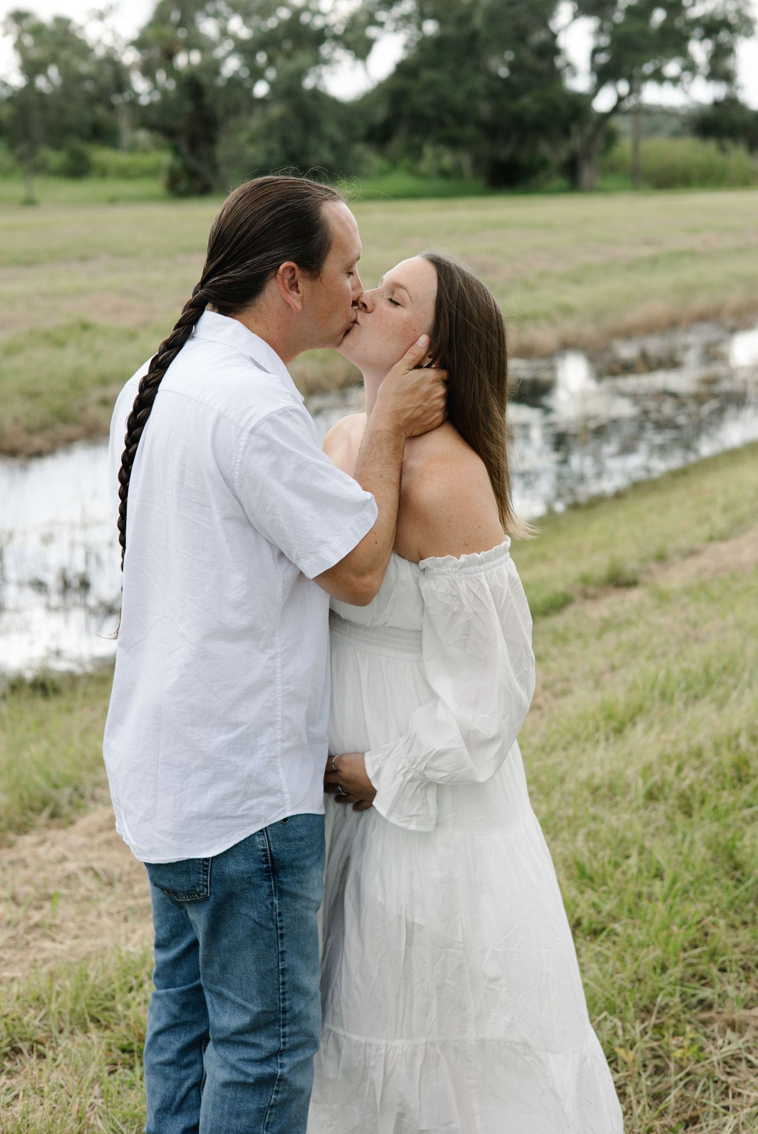 Photographer in Okeechobee. Portrait, Couple, Lifestyle, and Family Photographer in Okeechobee Florida.