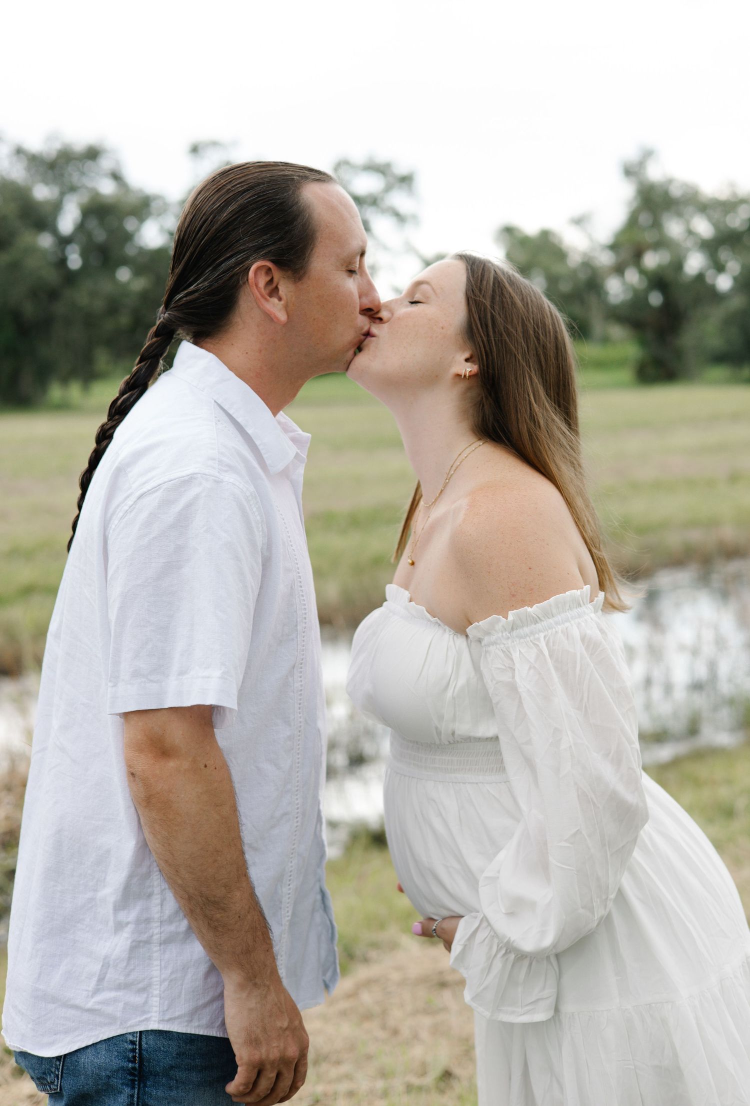 Photographer in Okeechobee. Portrait, Couple, Lifestyle, and Family Photographer in Okeechobee Florida.