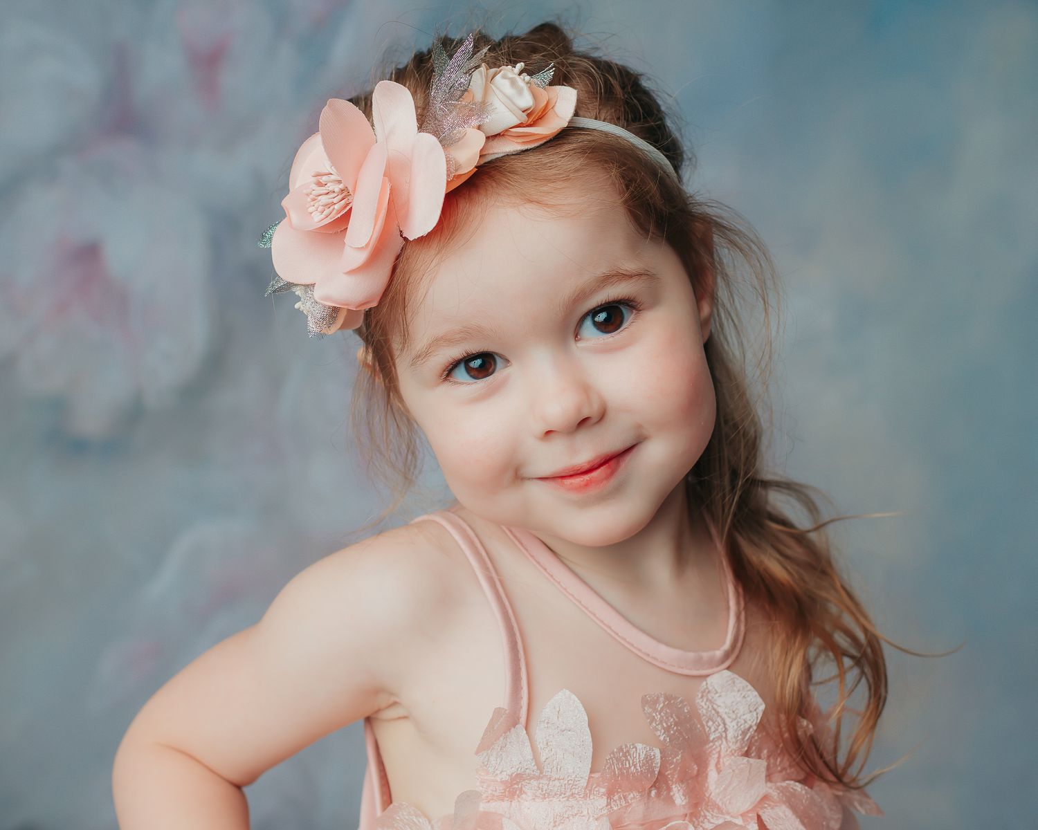 Family Photographer, Photographer, Fine Art Portraiture, Pet Photographer, Birthday Photographer, Traveling Photographer, Studio Photography