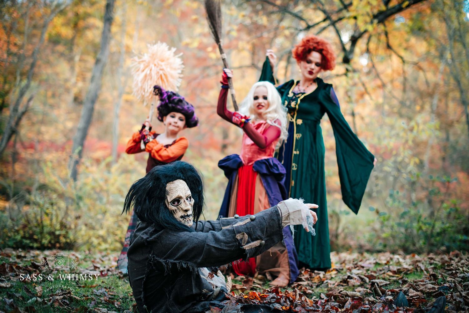 Cosplay Photographer, Creative Photographer, Studio Photographer, Artist, Halloween photography, Spooky, Moody, Cosplay, Hocus Pocus