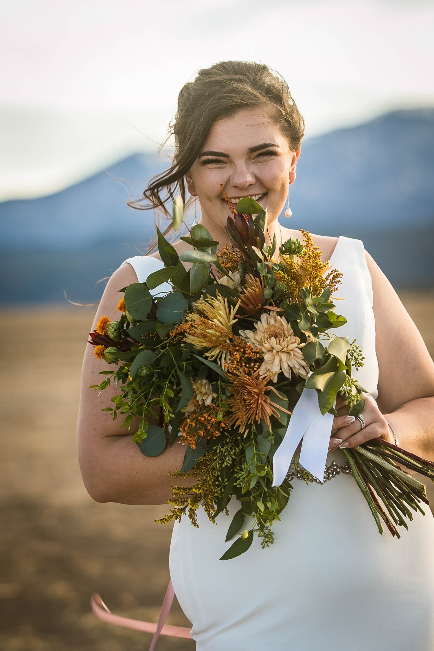 Dawn Lincoln Canon City Professional Photographer for families, high school seniors, maternity and children, engagements and weddings