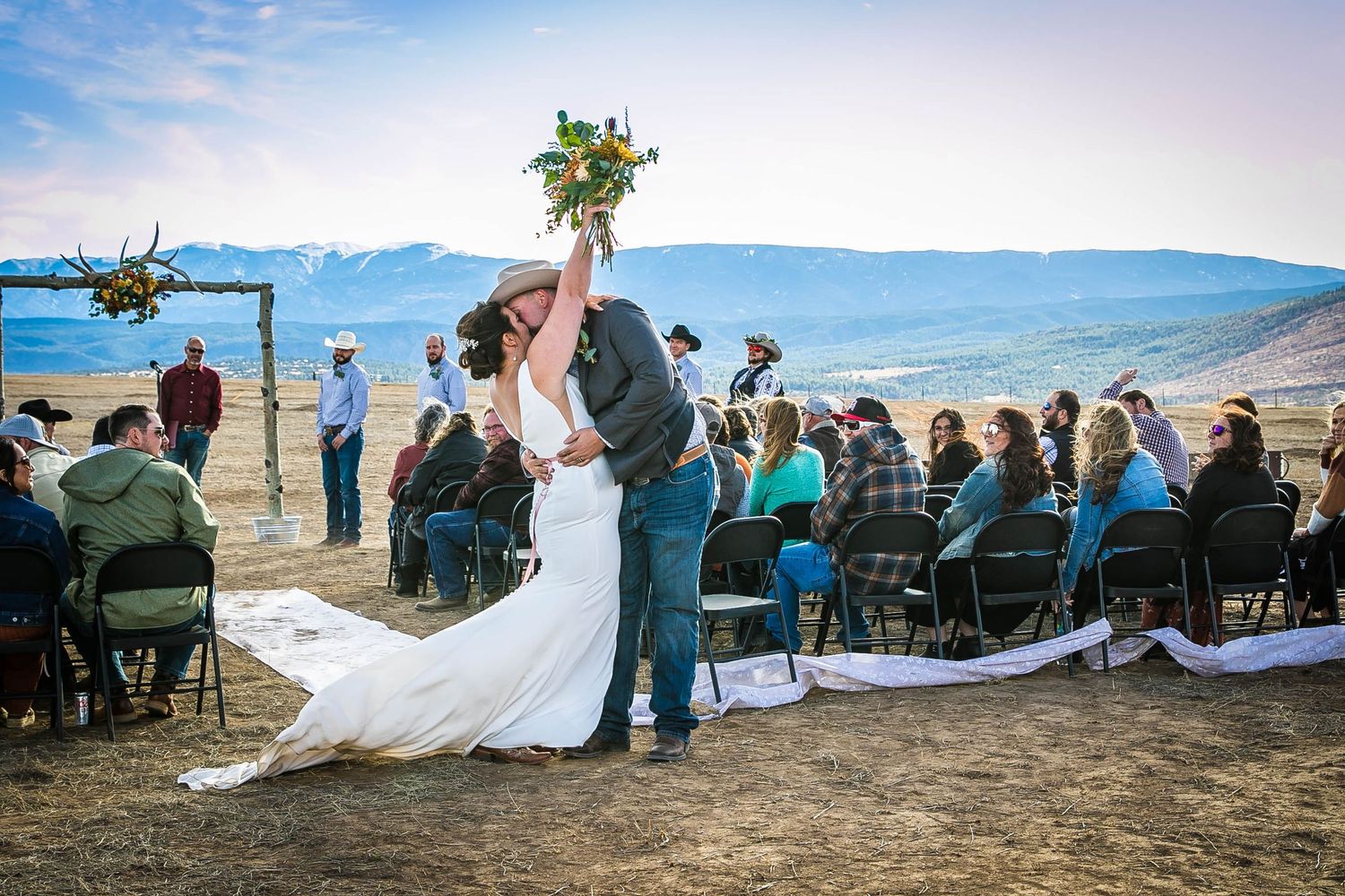 Dawn Lincoln, Canon City Professional Photographer for family, maternity, children, high school senior, engagement and wedding photographer