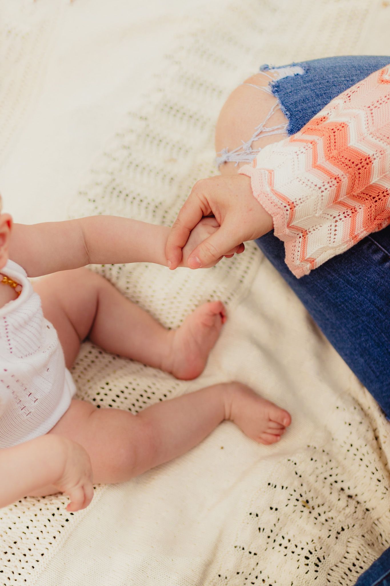 mother and daughter, mommy and me, baby toes, mini session, Lakewood Ranch fl, bradenton,