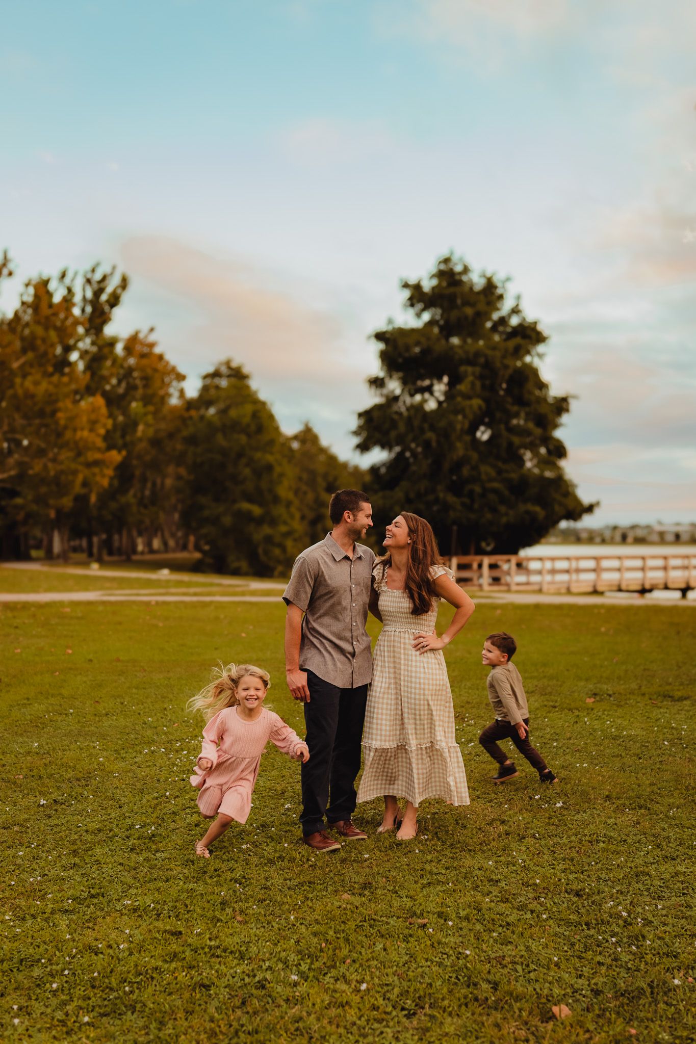 fall family session, field family photos, Lakewood Ranch photographer, bradenton family photographer, sarasota Florida outdoor session,