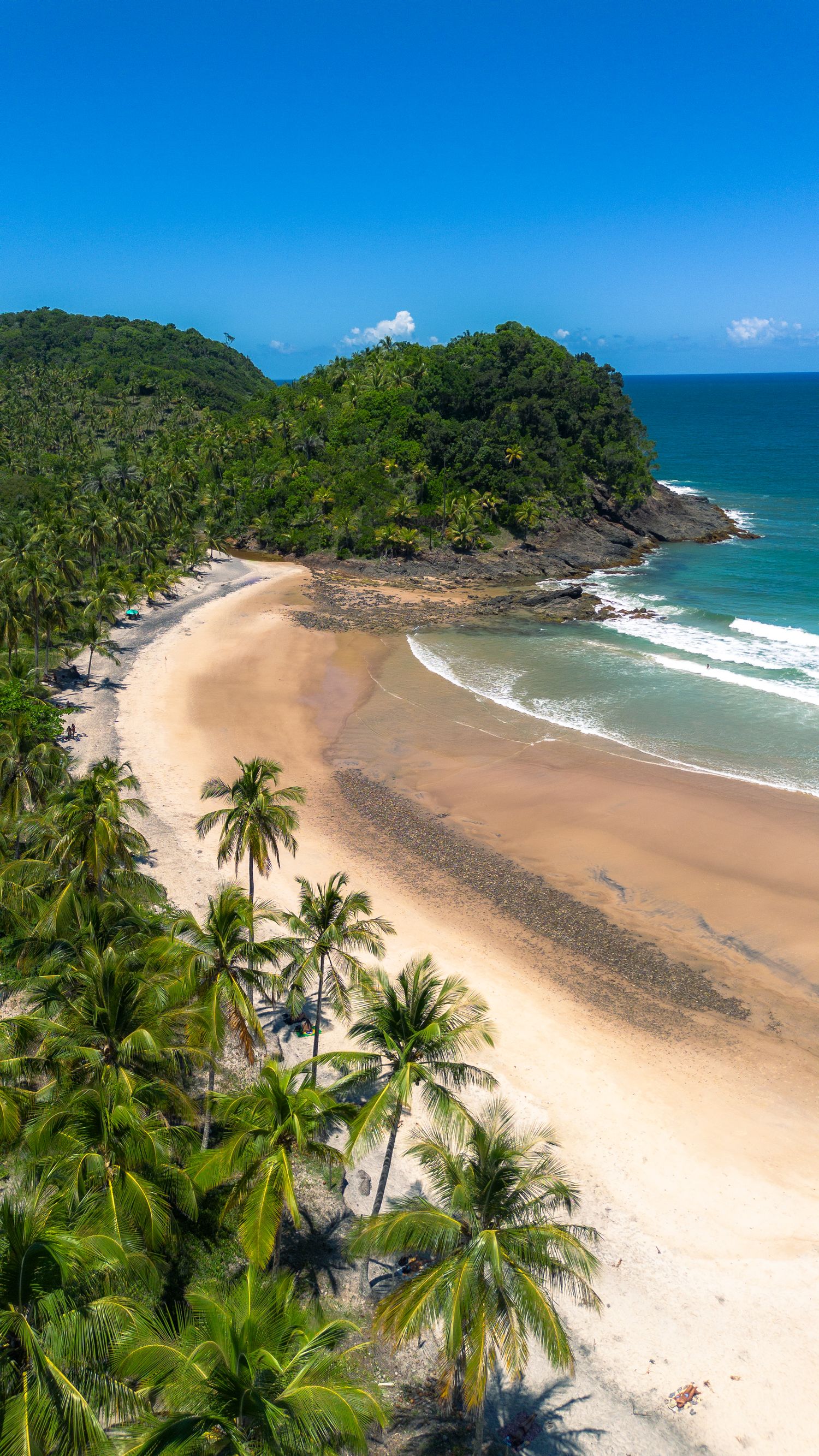 Reportage photo Bahia - Crique encadrée de collines verdoyantes et de cocotiers, Itacaré, Bahia