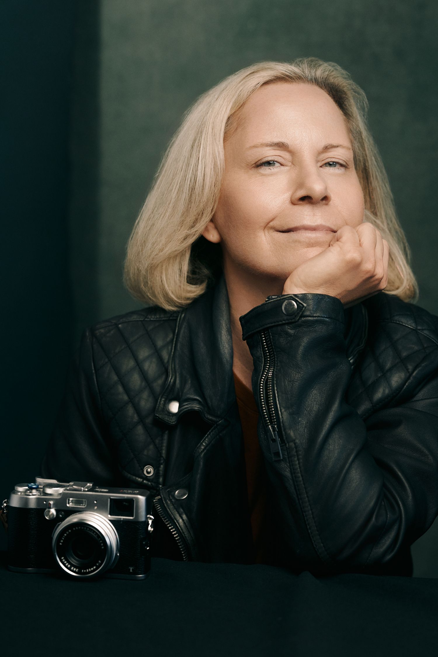 Studio portrait of photographer Holly Seiver, taken in Los Angeles by portrait photographer Afonso Salcedo