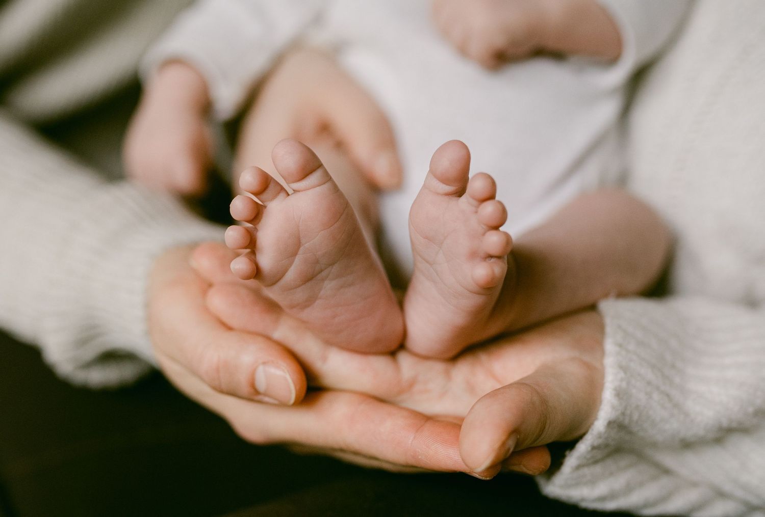 Neugeborenen Fotografie Heidelberg natürlich Rhein Main Frankfurt Familienfotos Babybauch Familienfotografin Newbornphotography Neckargemünd