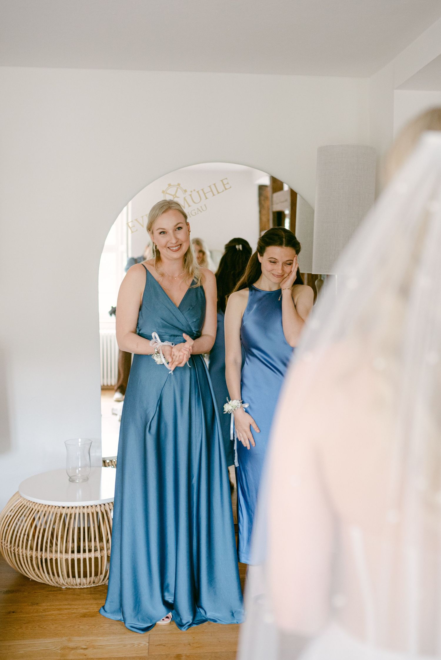Hochzeitsfotos emotional authentisch Heidelberg Hoher Darsberg Hochzeitsfotografin Eventmühle Kraichgau Hochzeitsfotografie freie Trauung