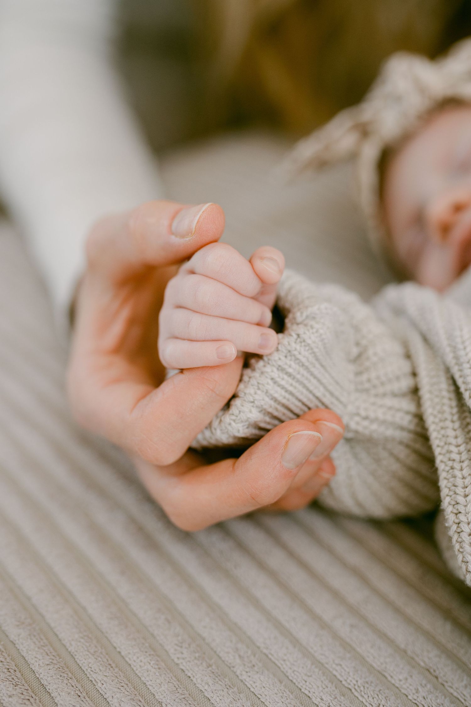 Neugeborenen Fotografie Heidelberg natürlich Rhein Main Frankfurt Familienfotos Babybauch Familienfotografin Newbornphotography Neckargemünd