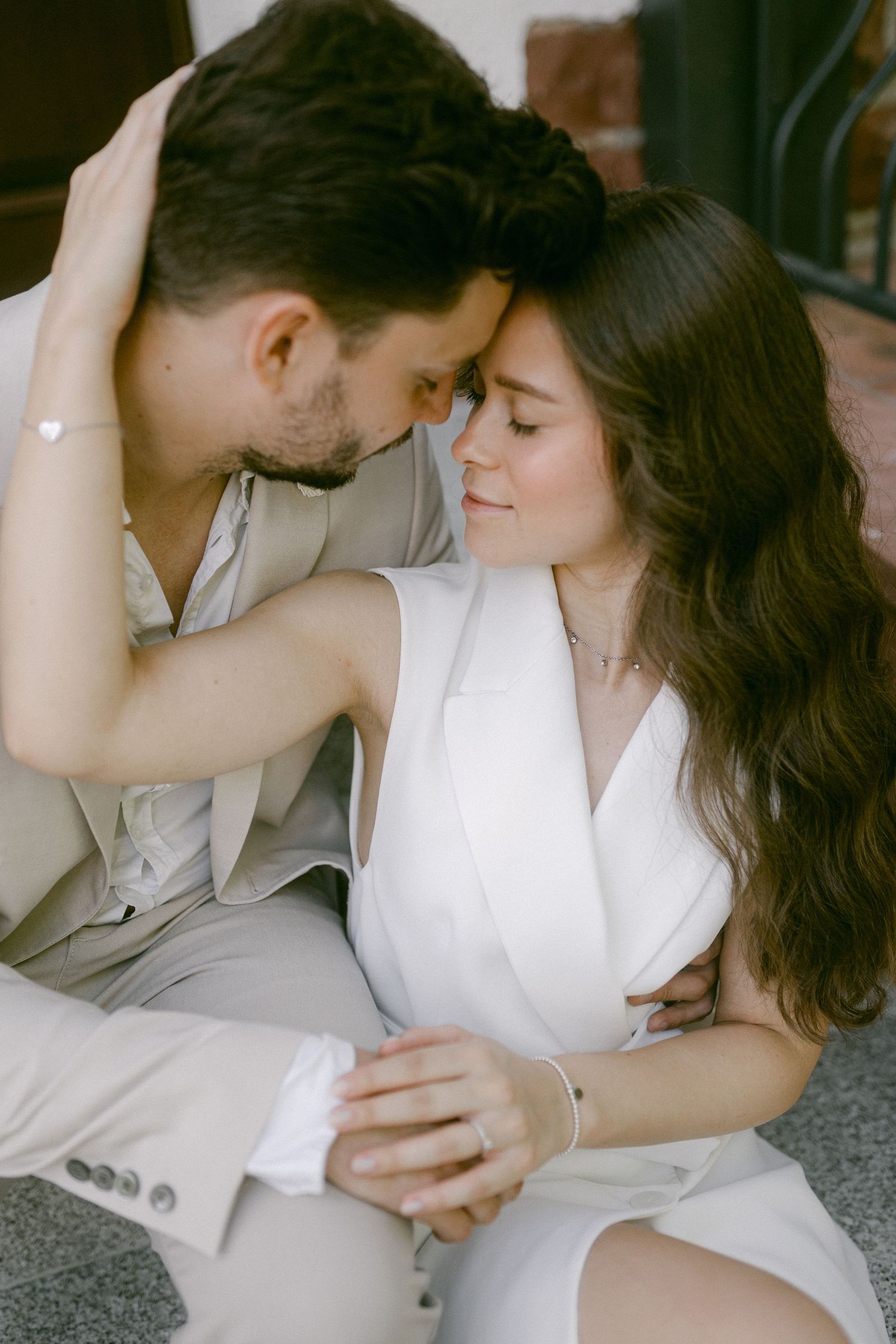 Hochzeitsfotos emotional authentisch Heidelberg Hoher Darsberg natürlich Hochzeitsfotografin Frankfurt Hochzeitsfotografie freie Trauung