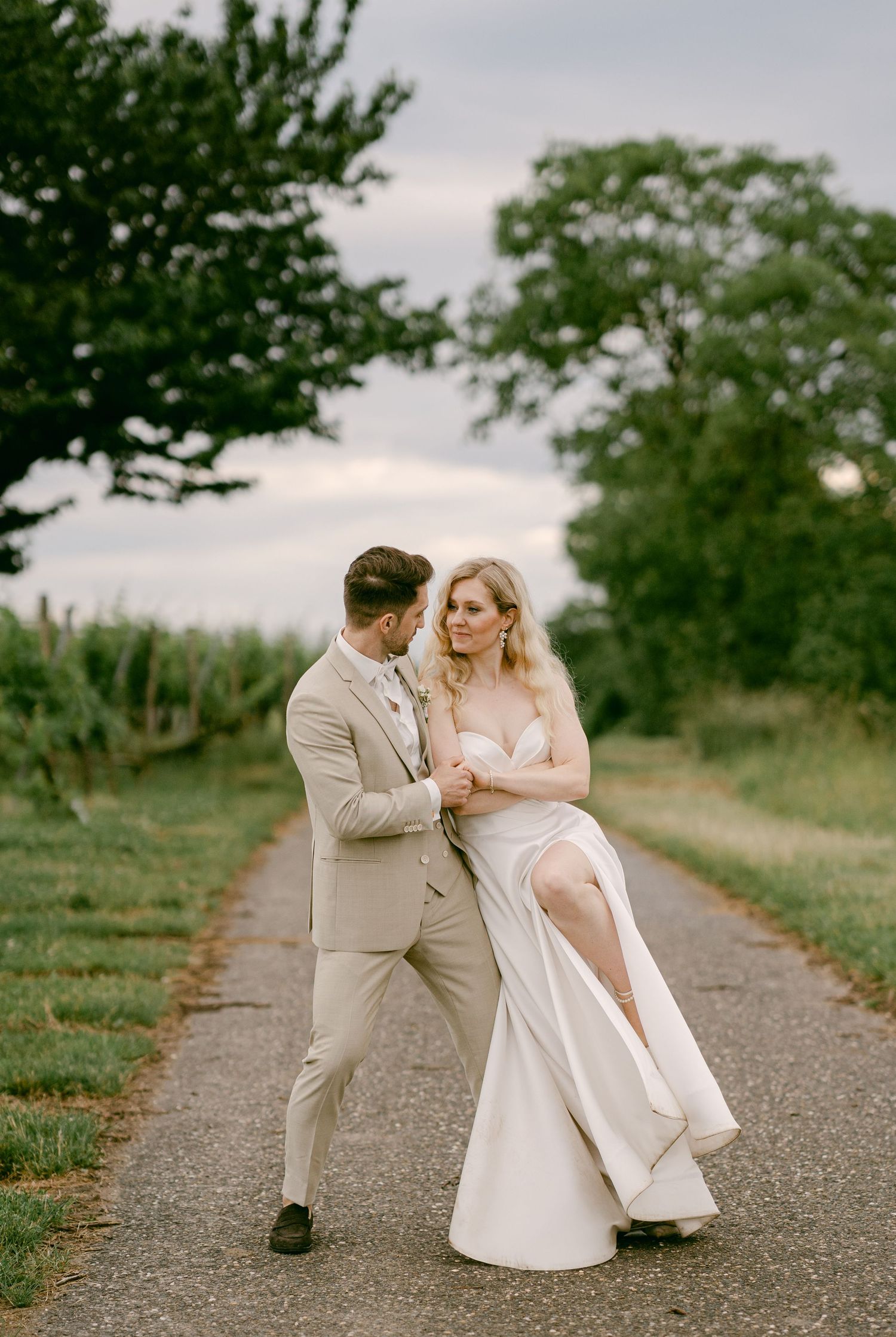 Hochzeitsfotos emotional authentisch Heidelberg Hoher Darsberg Hochzeitsfotografin Eventmühle Kraichgau Hochzeitsfotografie freie Trauung