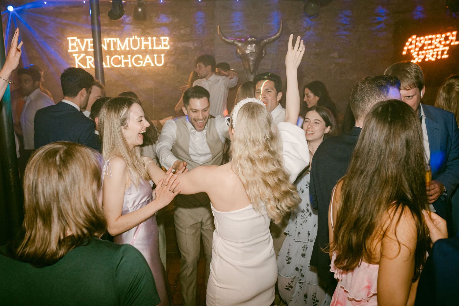 Hochzeitsfotos emotional authentisch Heidelberg Hoher Darsberg Hochzeitsfotografin Eventmühle Kraichgau Hochzeitsfotografie freie Trauung