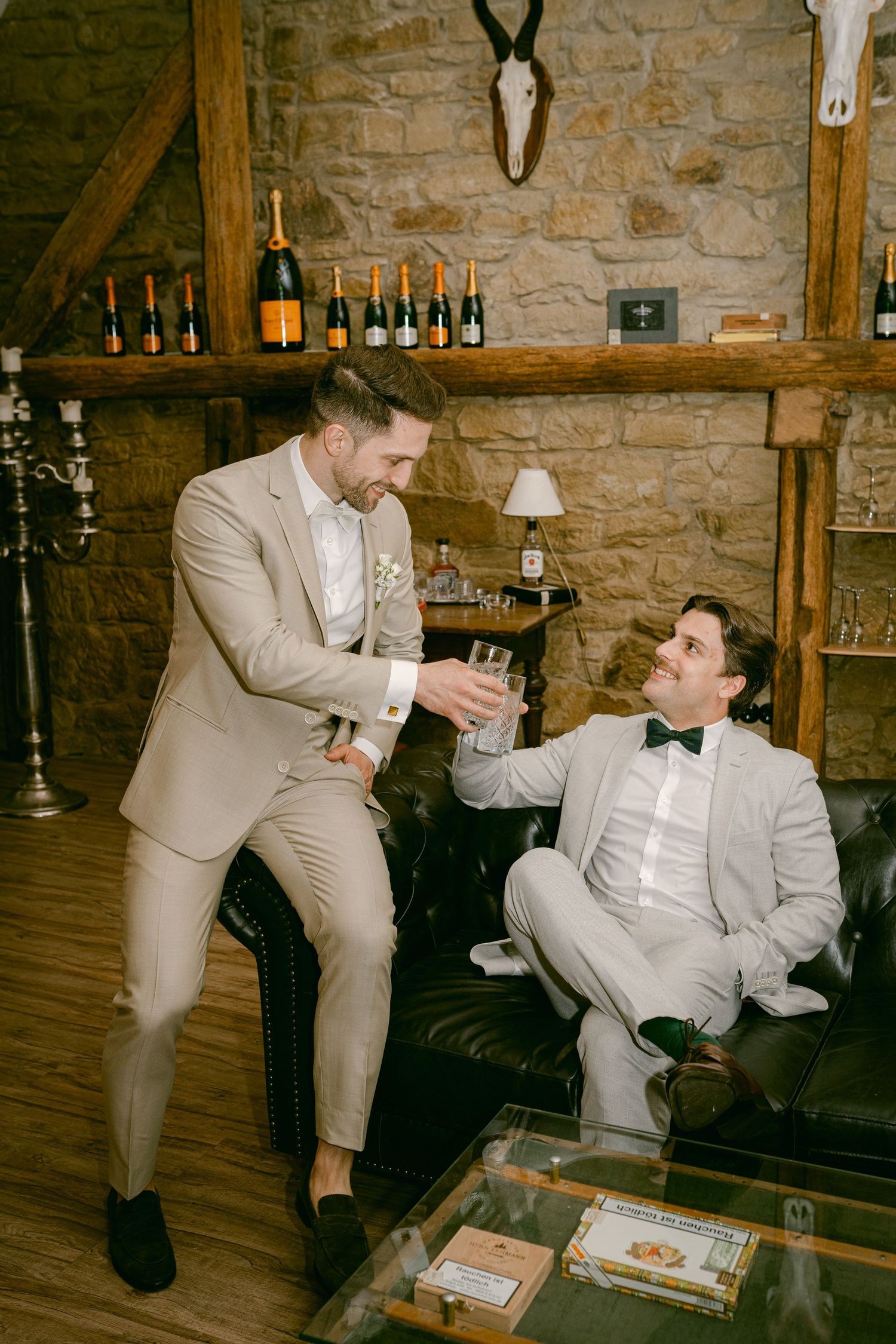 Hochzeitsfotos emotional authentisch Heidelberg Hoher Darsberg Hochzeitsfotografin Eventmühle Kraichgau Hochzeitsfotografie freie Trauung