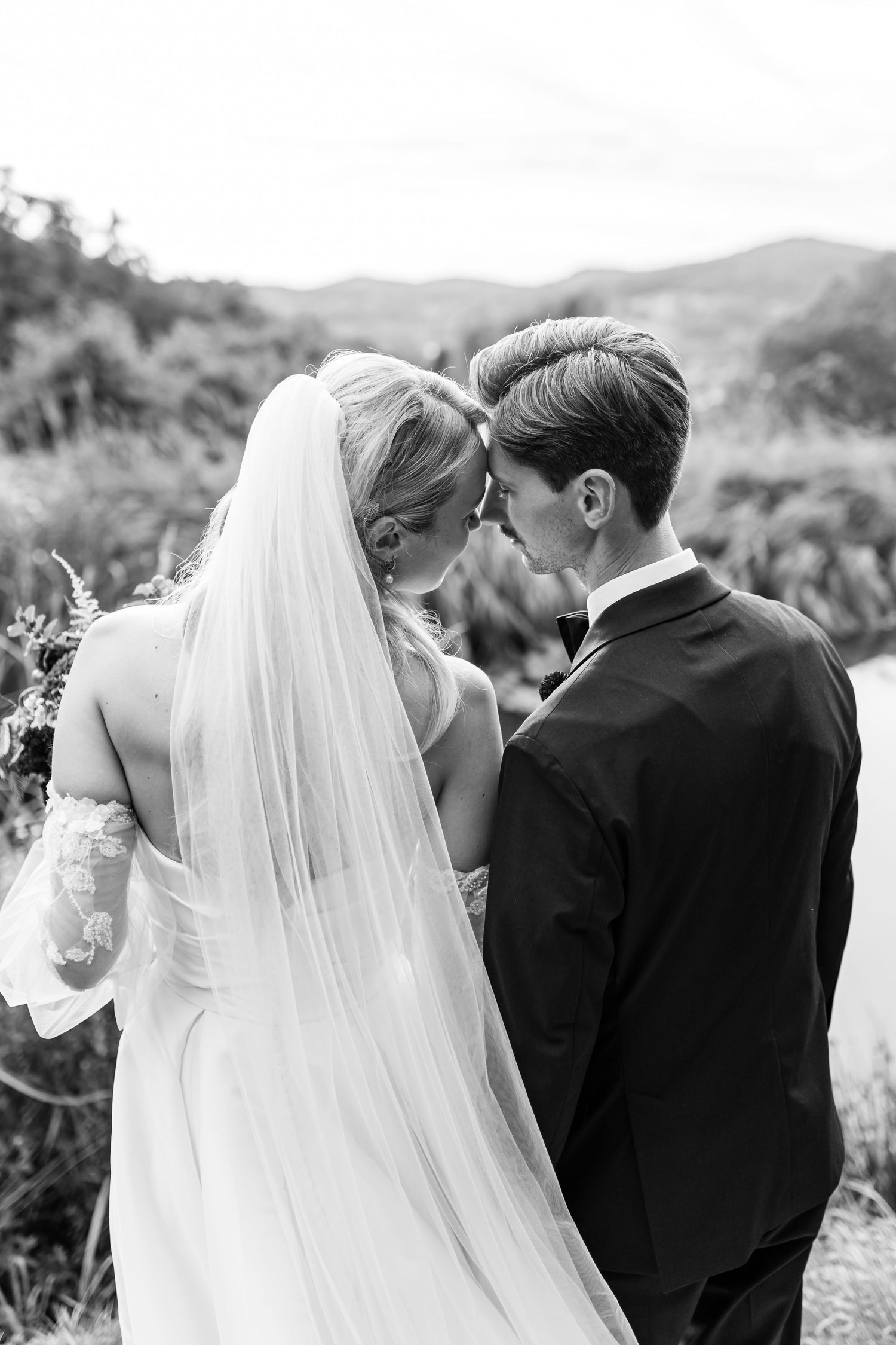Hochzeitsfotos emotional authentisch Heidelberg Hoher Darsberg Hochzeitsfotografin Hofgut Hohenstein Hochzeitsfotografie freie Trauung