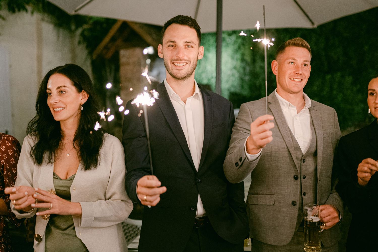 Hochzeitsfotos emotional authentisch Heidelberg Hoher Darsberg Hochzeitsfotografin Eventmühle Kraichgau Hochzeitsfotografie freie Trauung