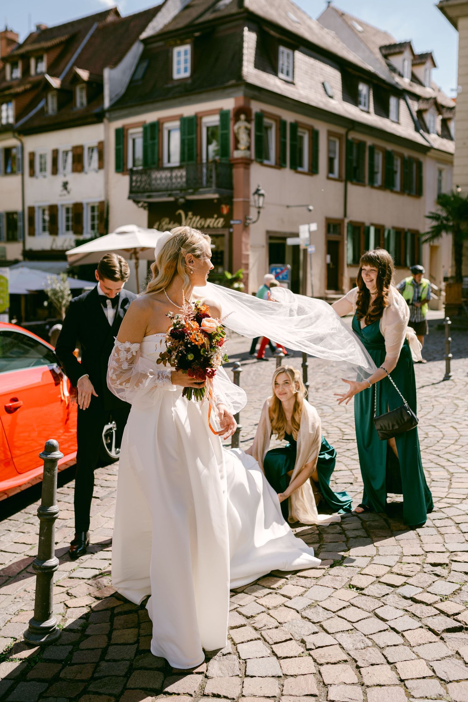 Hochzeitsfotos Kirche authentisch Heidelberg Weinheim Hochzeitsfotografin Hofgut Hohenstein Hochzeitsfotografie freie Trauung Standesamt