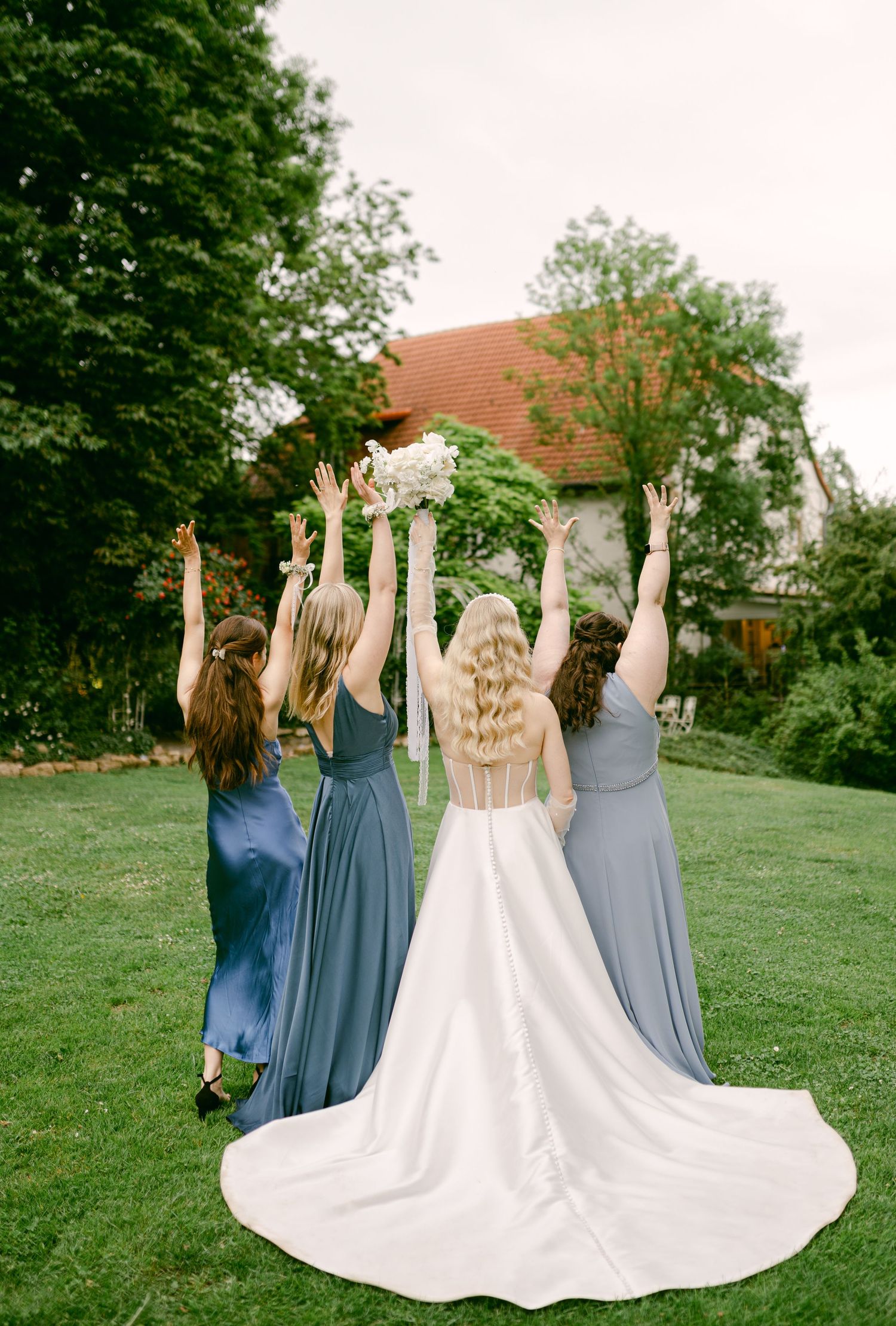 Hochzeitsfotos emotional authentisch Heidelberg Hoher Darsberg Hochzeitsfotografin Eventmühle Kraichgau Hochzeitsfotografie freie Trauung