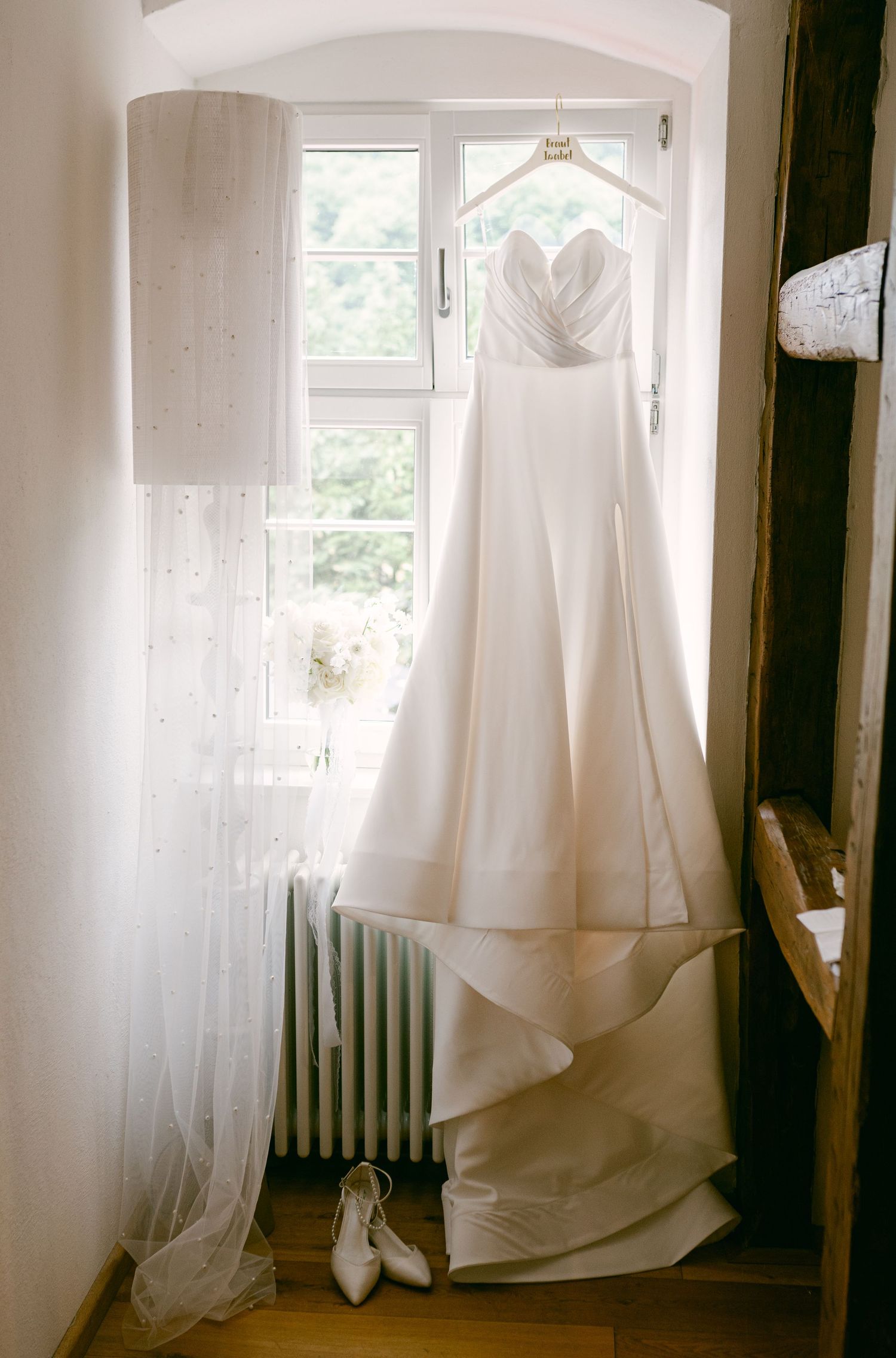 Hochzeitsfotos emotional authentisch Heidelberg Hoher Darsberg Hochzeitsfotografin Eventmühle Kraichgau Hochzeitsfotografie freie Trauung