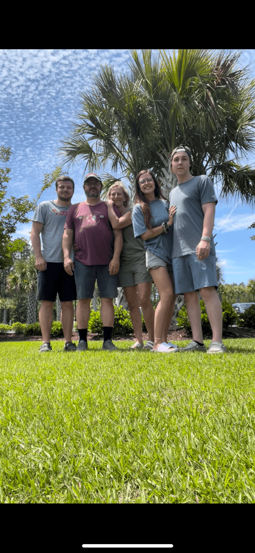 Dayna, wedding and lifestyle photographer's family photo