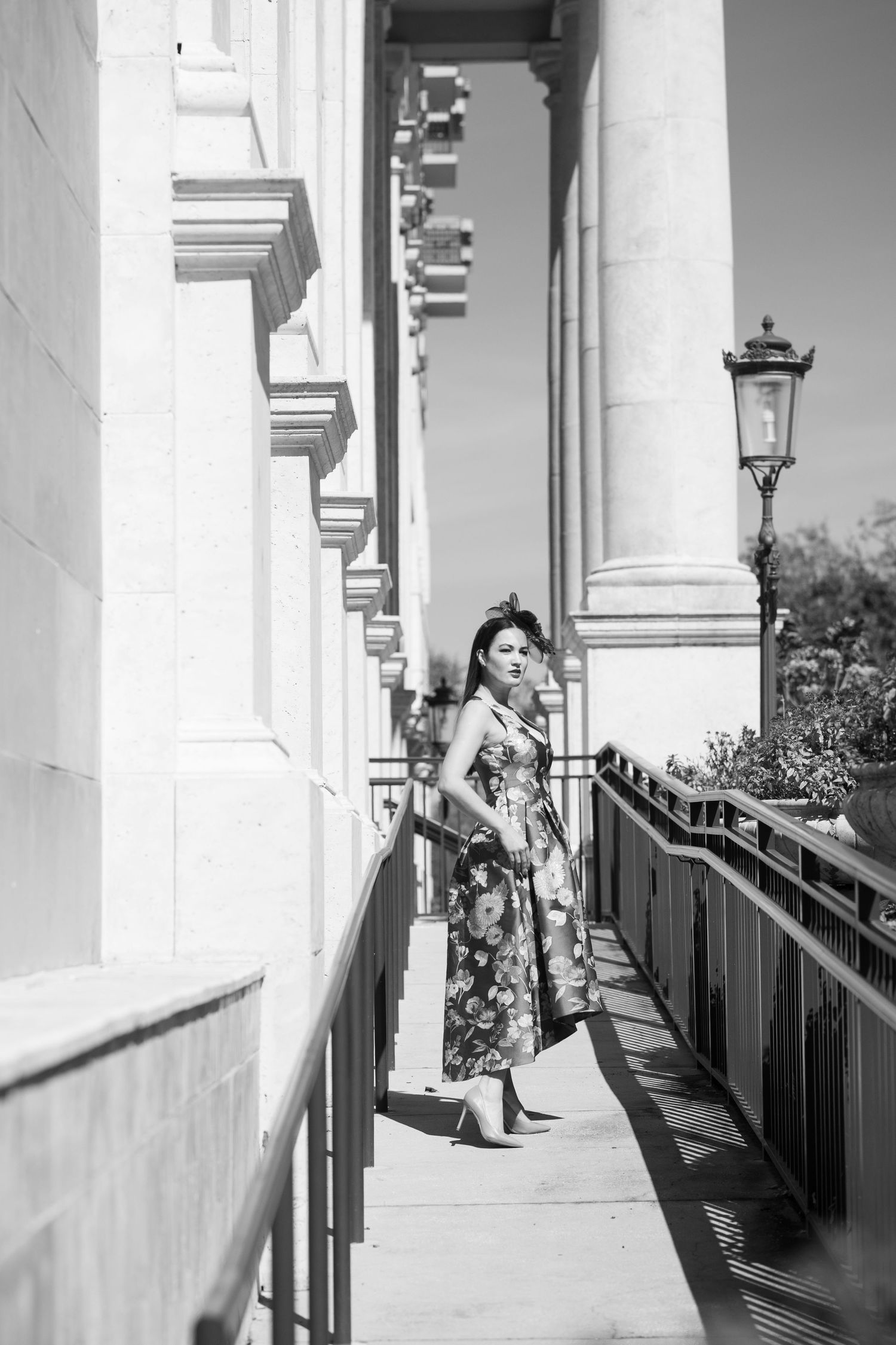 Black and white architectural photos featuring columns and railings in classic style.