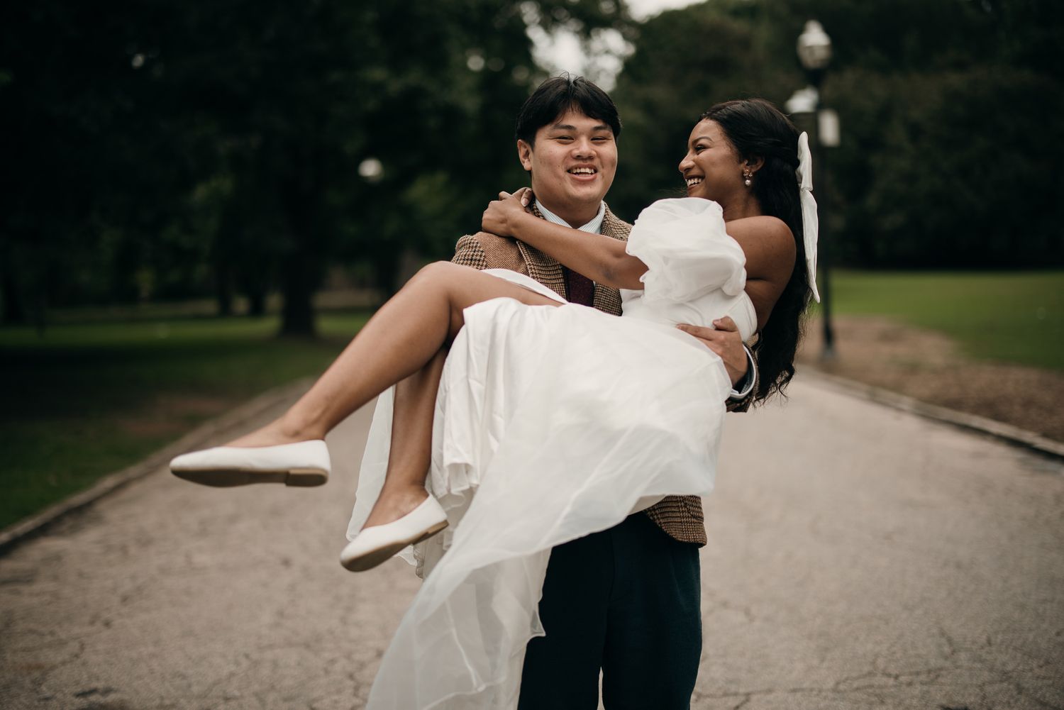 Romantic elopement session stroll through the lush greenery of Piedmont Park, Midtown.