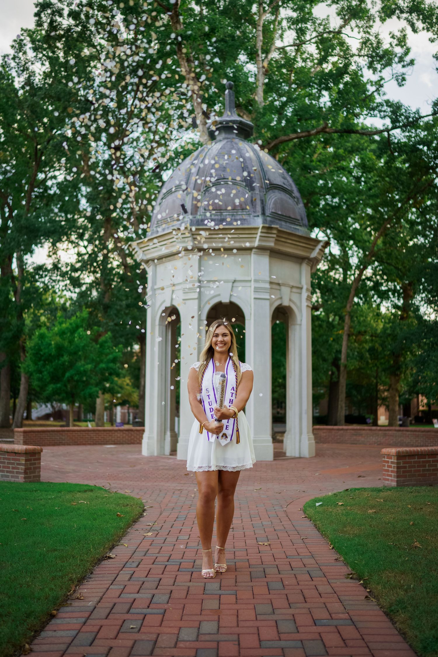 The Best ECU Grad Photos By Joan Avilez ECU grad photographer, ECU Cupola with confetti