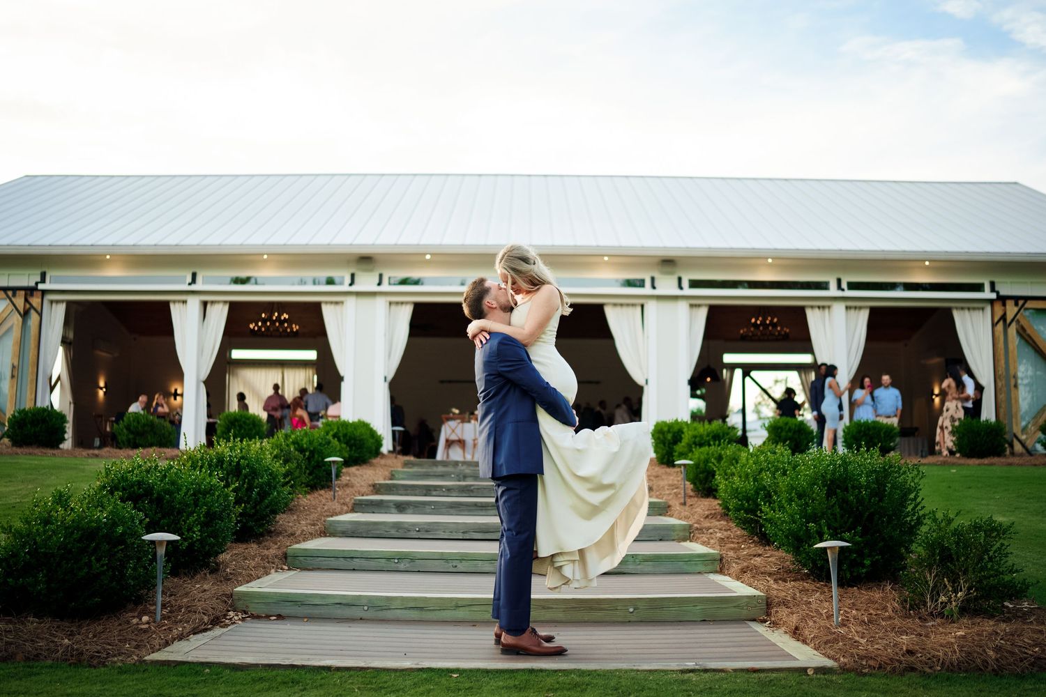 Joan Avilez wedding photographer. Farm58 wedding venue swansboro nc