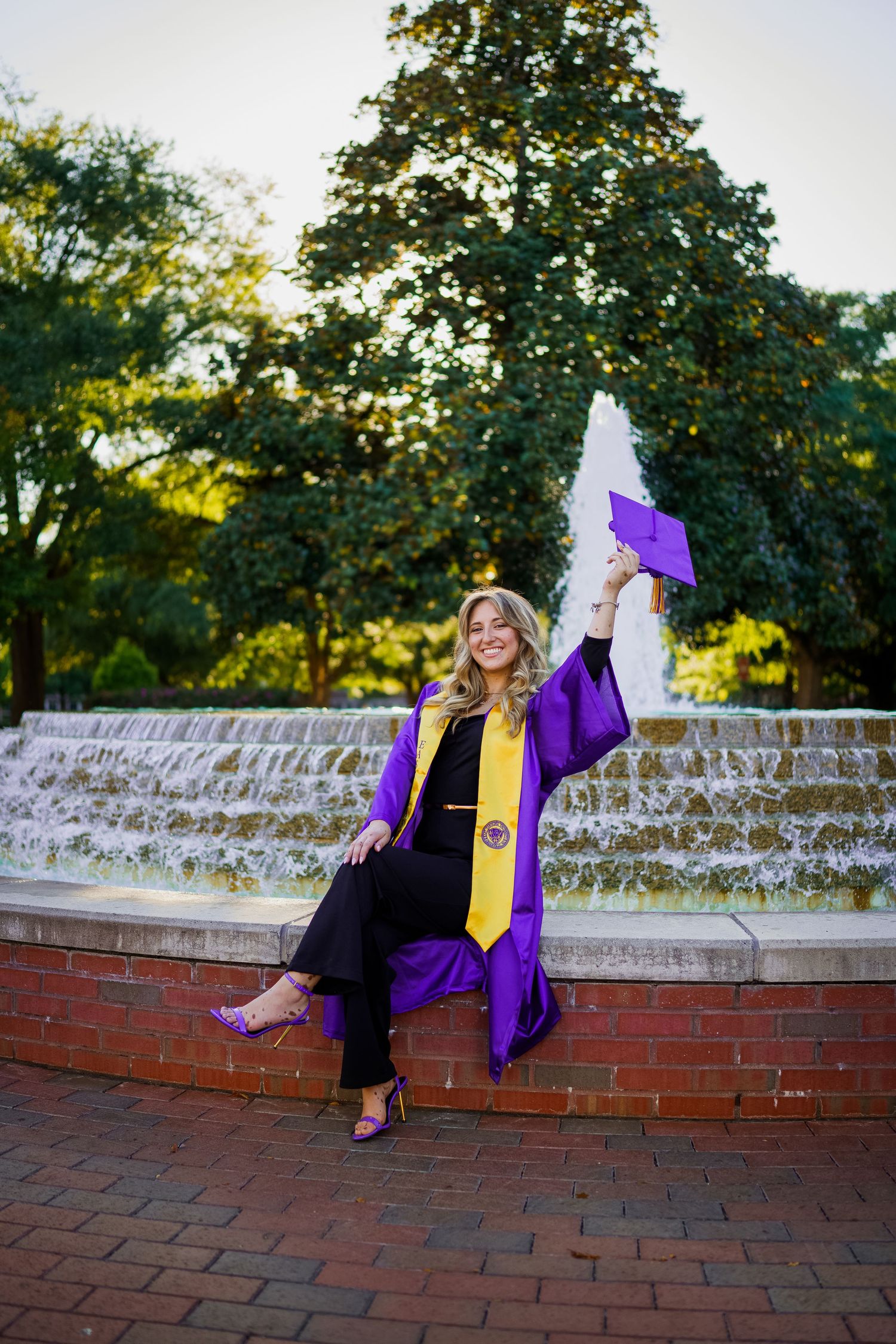 The Best ECU Grad Photos By Joan Avilez ECU grad photographer. ECU Wright Fountain Grad photos