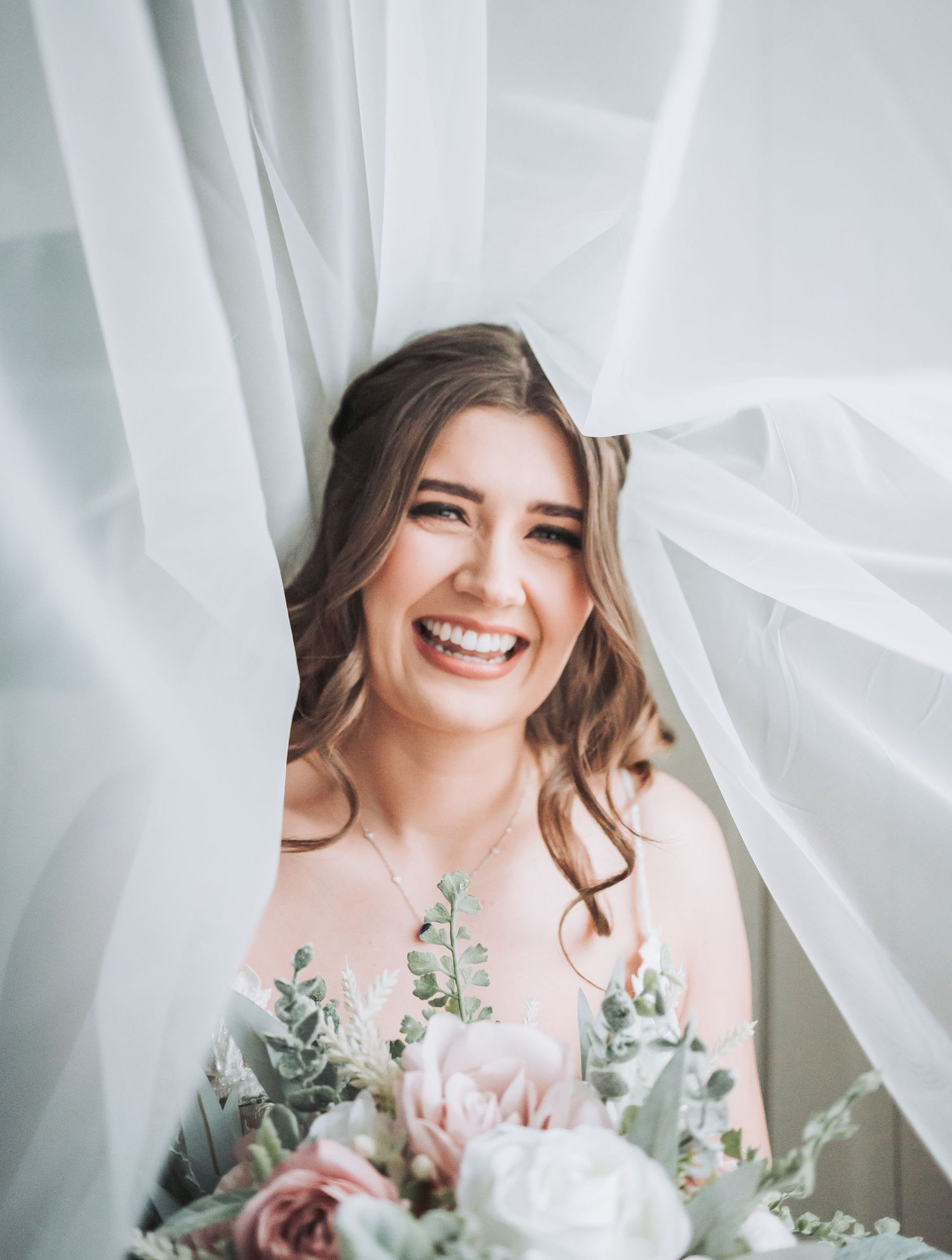 natural documentary and fun wedding photography photographed by Sharon Trees, Sheffield wedding photographer