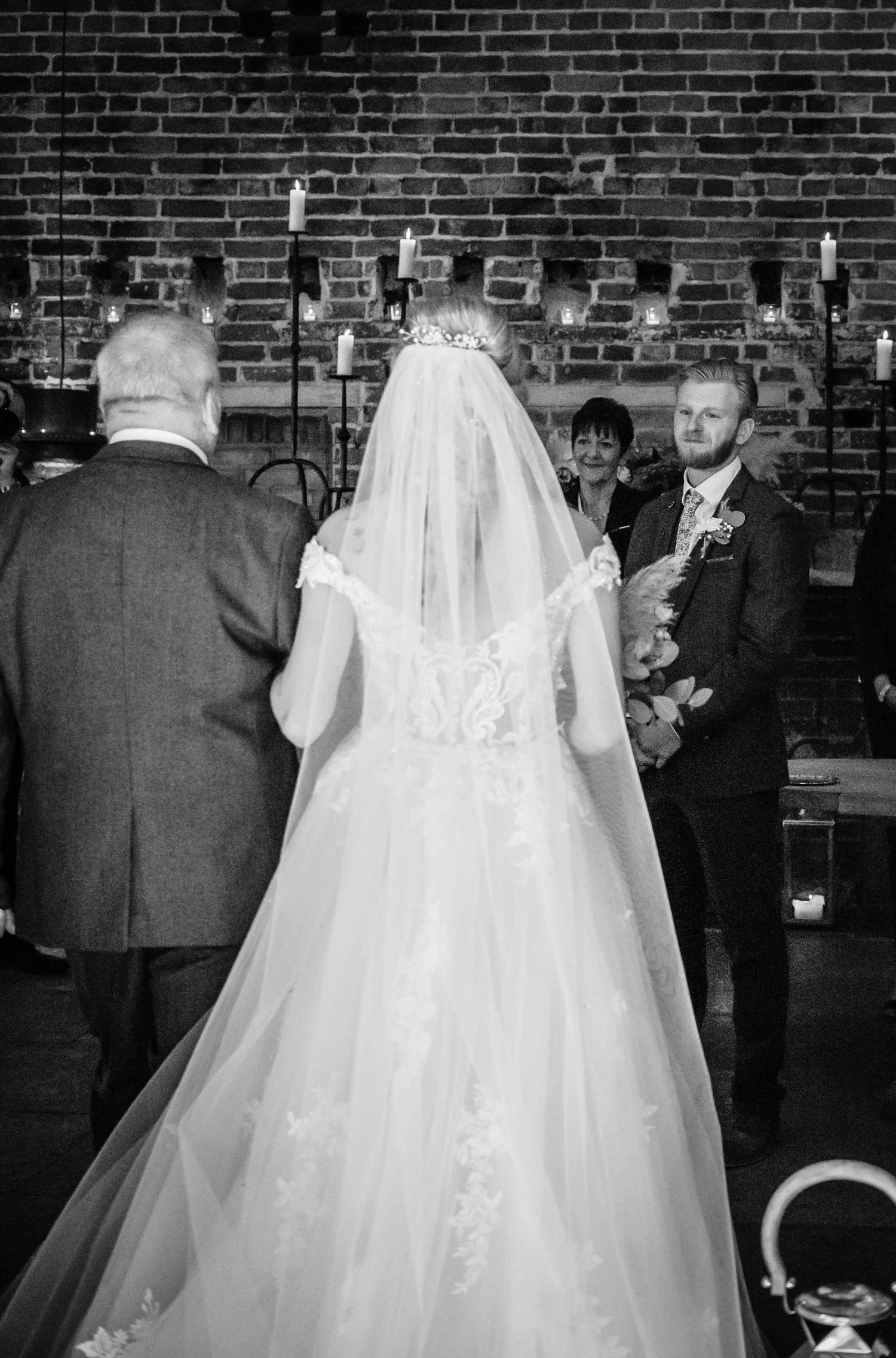hazel gap barn summer wedding photography