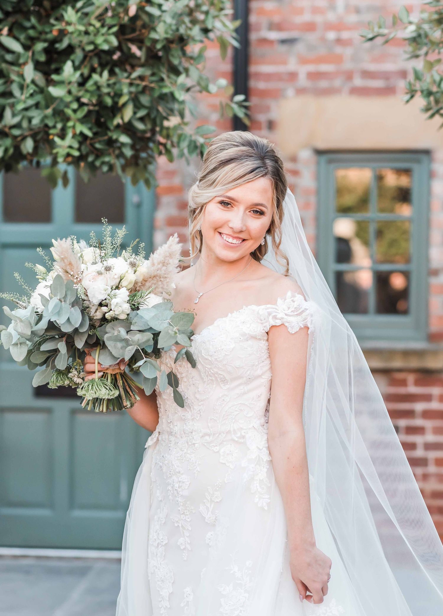 hazel gap barn summer wedding photography