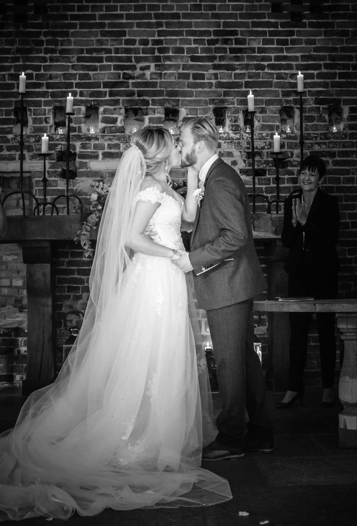 hazel gap barn summer wedding photography