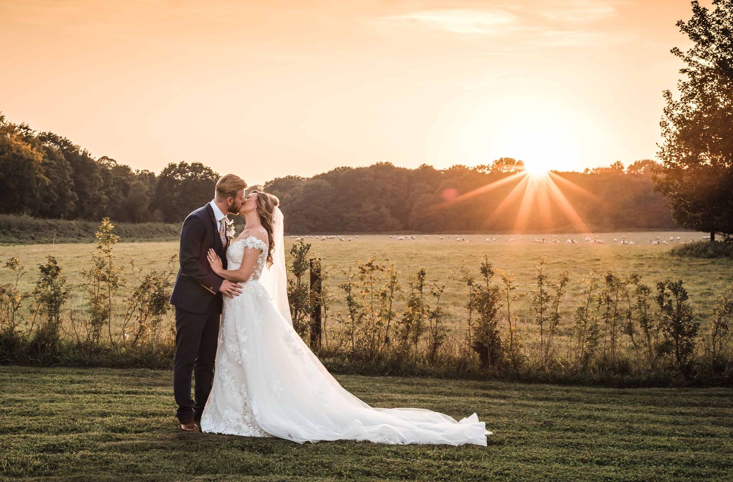 hazel gap barn summer wedding photography