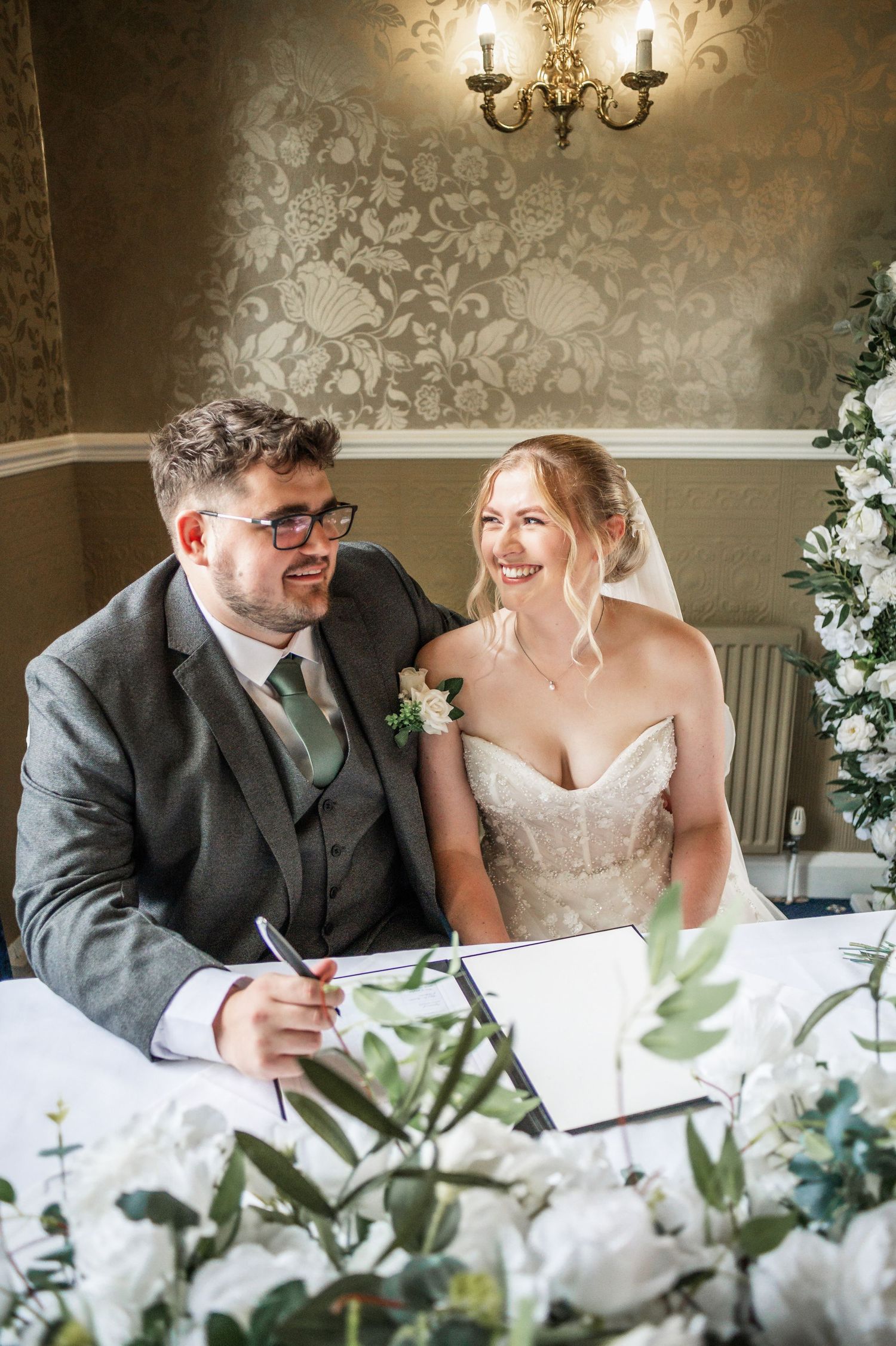 waterton park hotel west yorkshire summer wedding natural wedding photography photographer