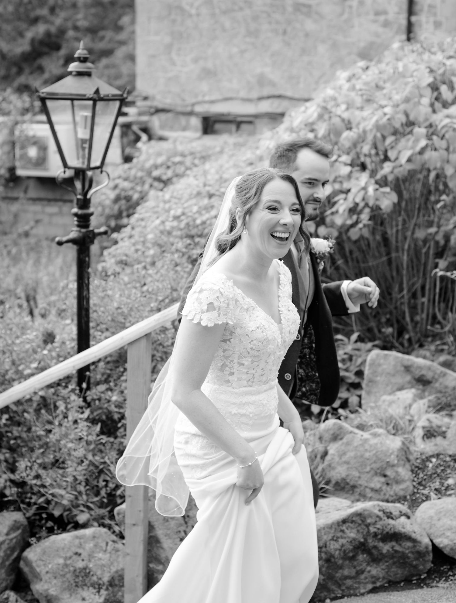 Wedding ceremony at The Maynard photographed by Sharon Trees Photography